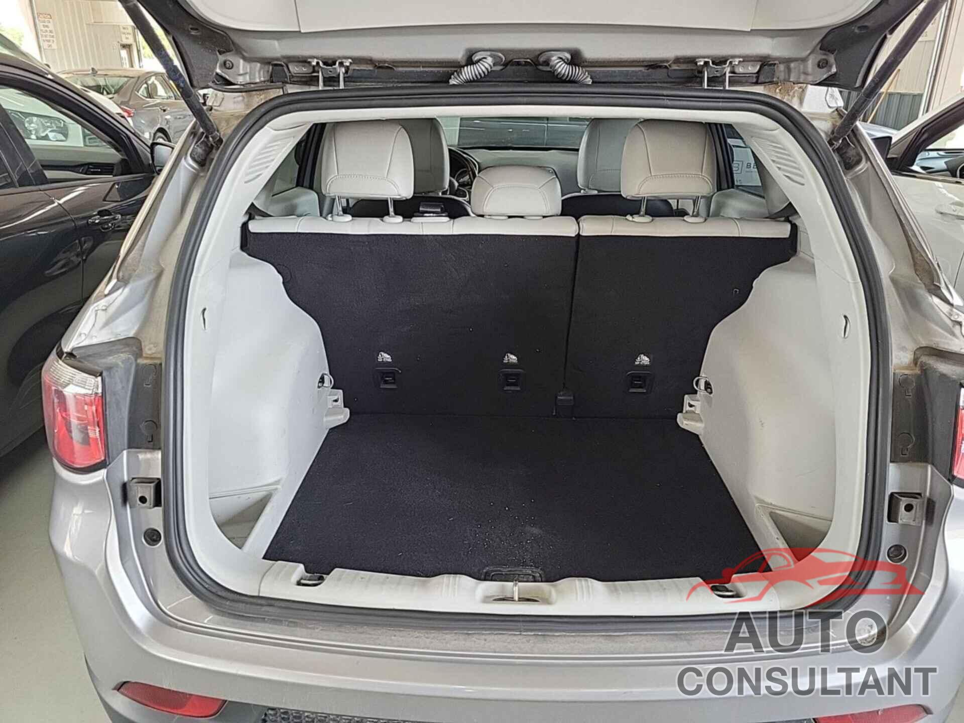 JEEP COMPASS 2019 - 3C4NJCBB1KT802873