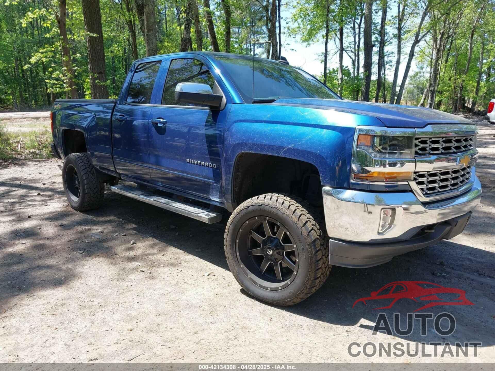 CHEVROLET SILVERADO 1500 2017 - 1GCVKREC6HZ403477