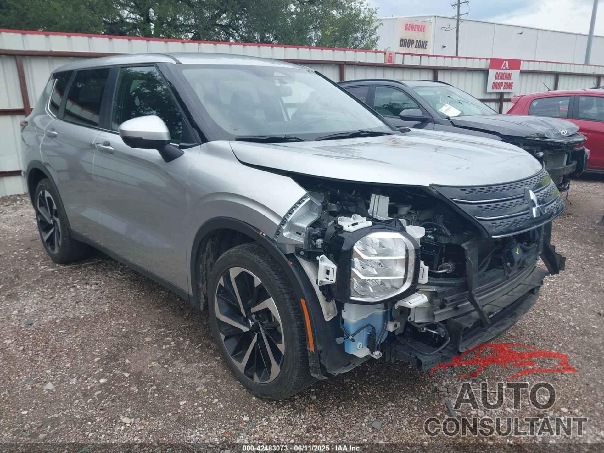 MITSUBISHI OUTLANDER 2024 - JA4J3VA83RZ068485