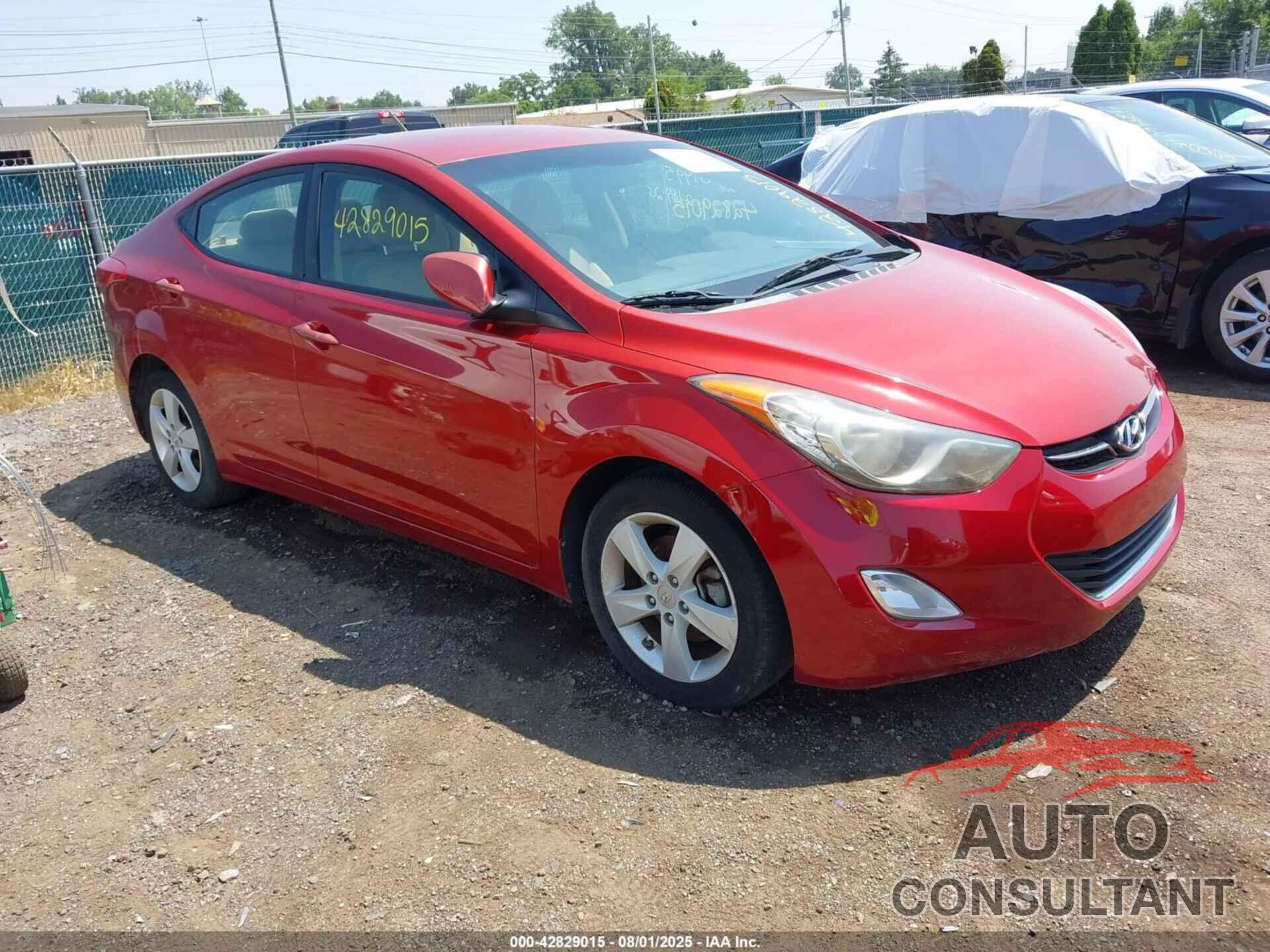 HYUNDAI ELANTRA 2013 - KMHDH4AE9DU800821