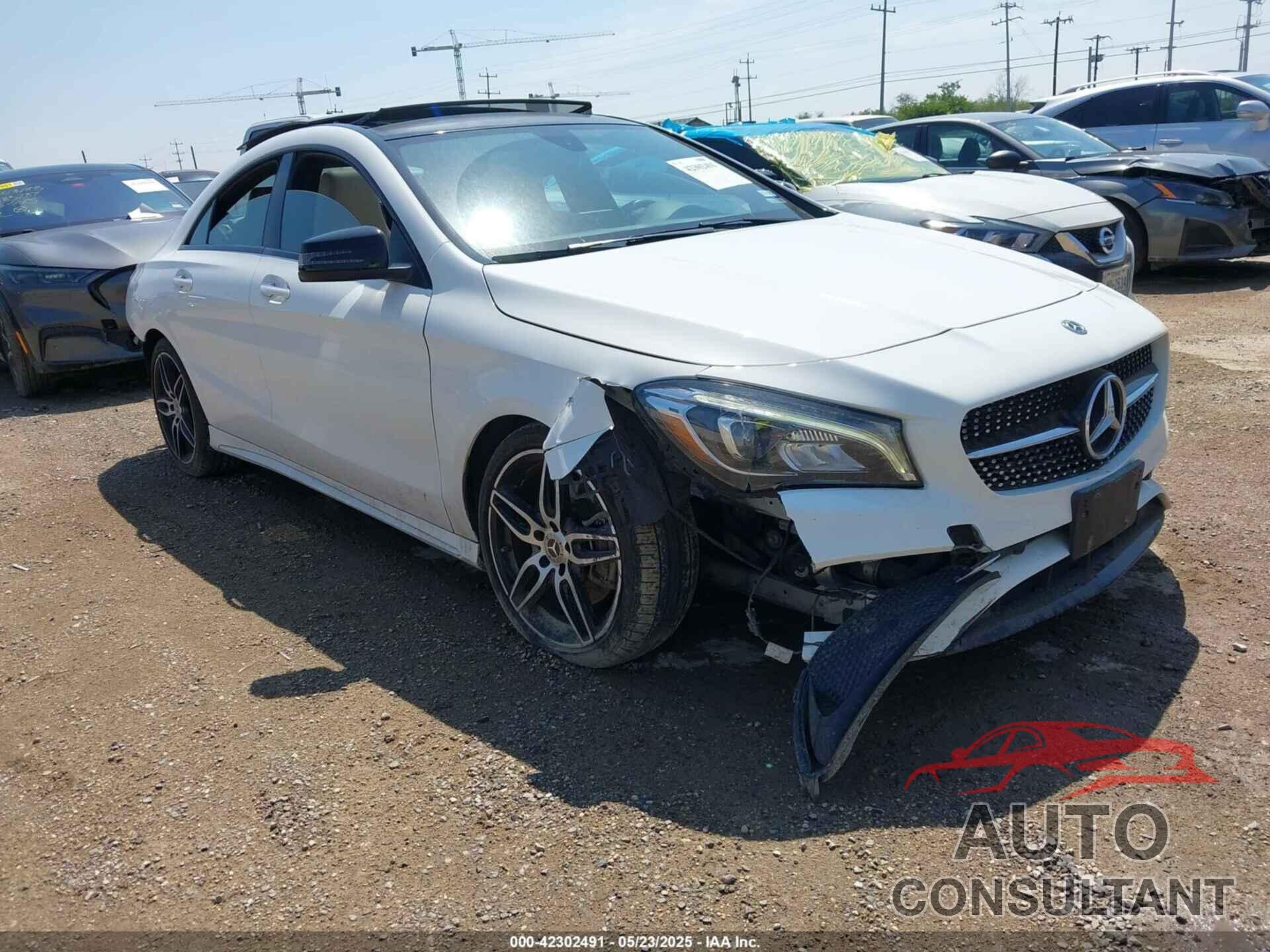 MERCEDES-BENZ CLA 250 2019 - WDDSJ4EB1KN726095