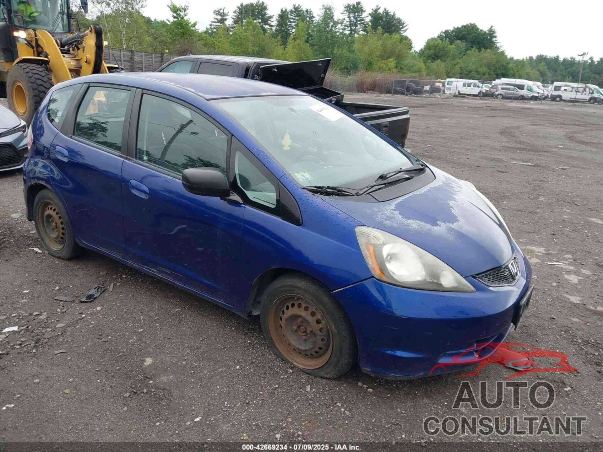 HONDA FIT 2009 - JHMGE88229S072855