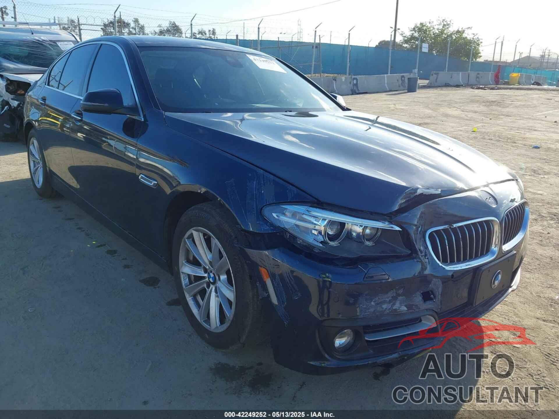 BMW 528I 2015 - WBA5A5C5XFD515402