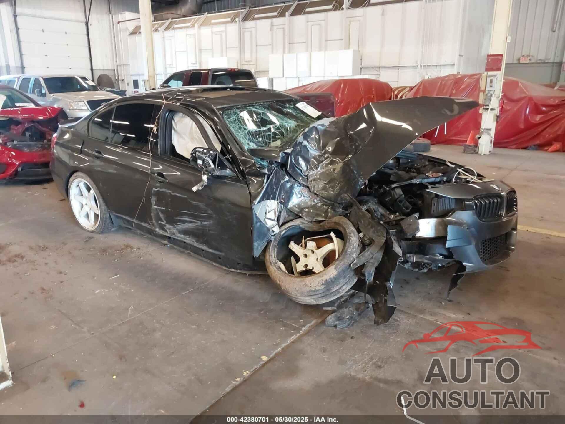 BMW 328I 2013 - WBA3C1G54DNR45146