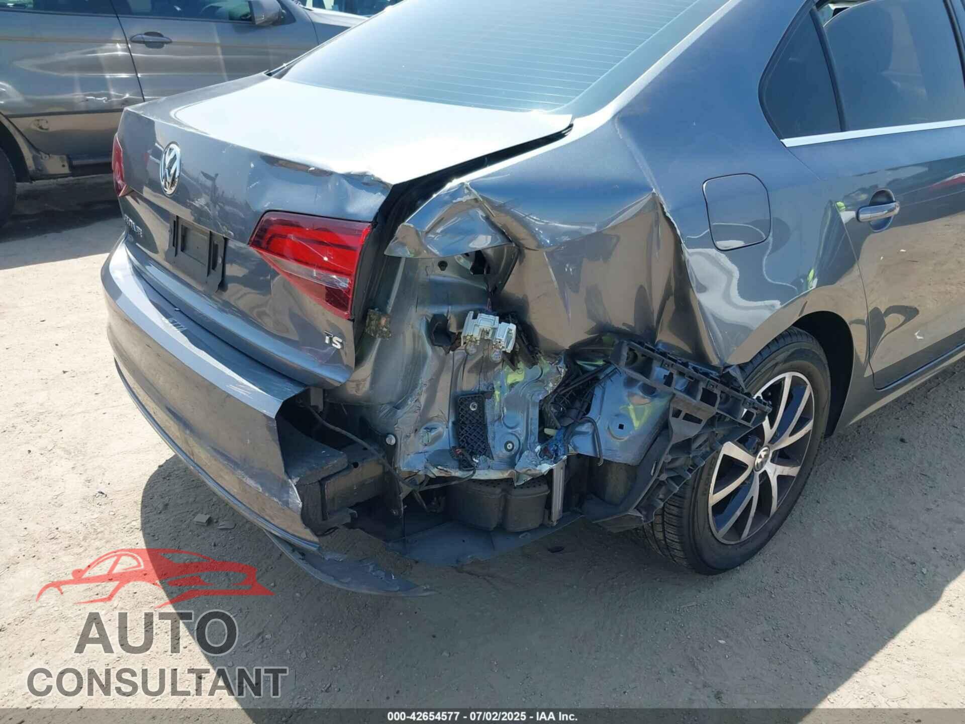 VOLKSWAGEN JETTA 2017 - 3VWB67AJ4HM347652