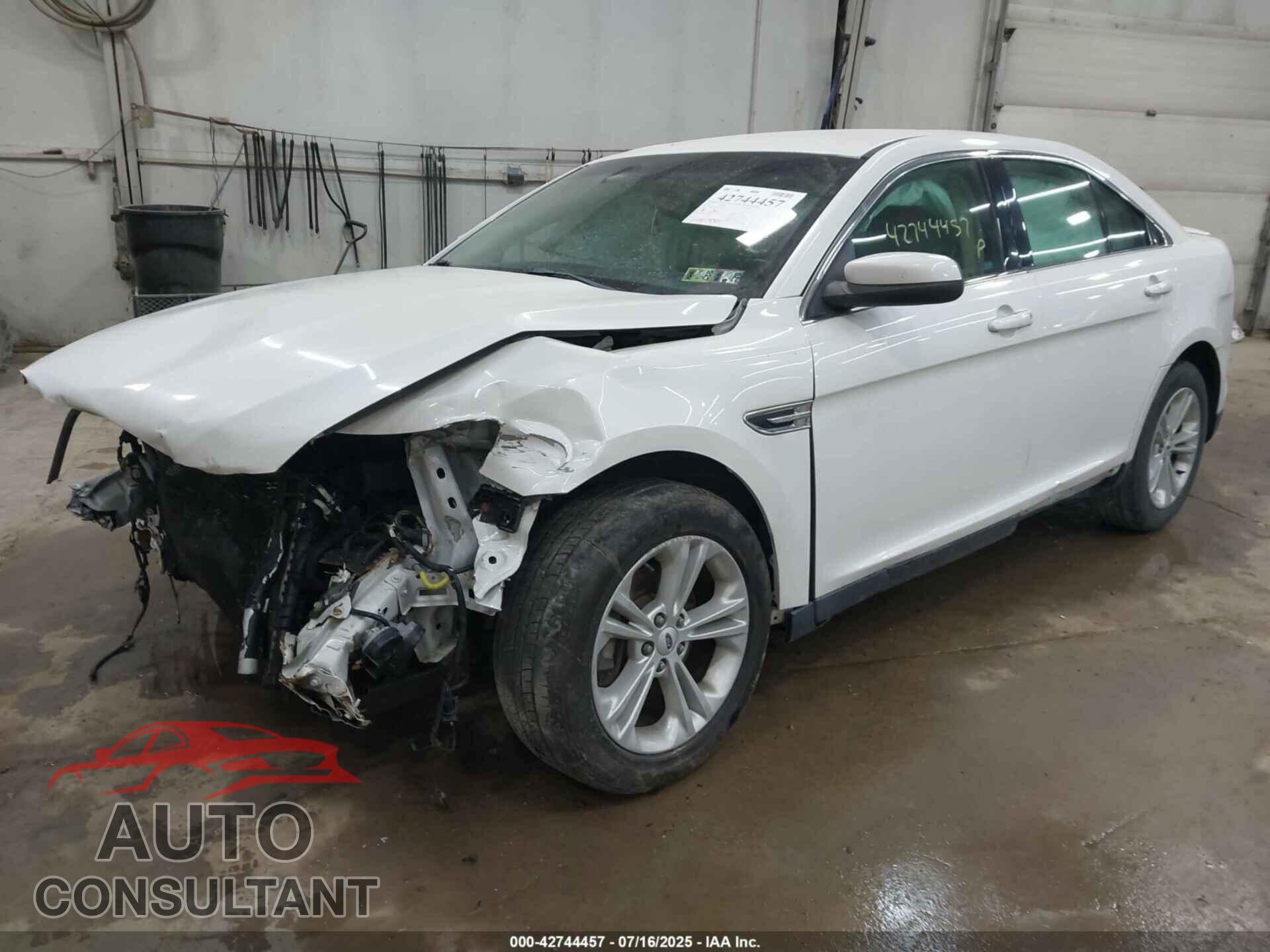 FORD TAURUS 2013 - 1FAHP2E89DG149874