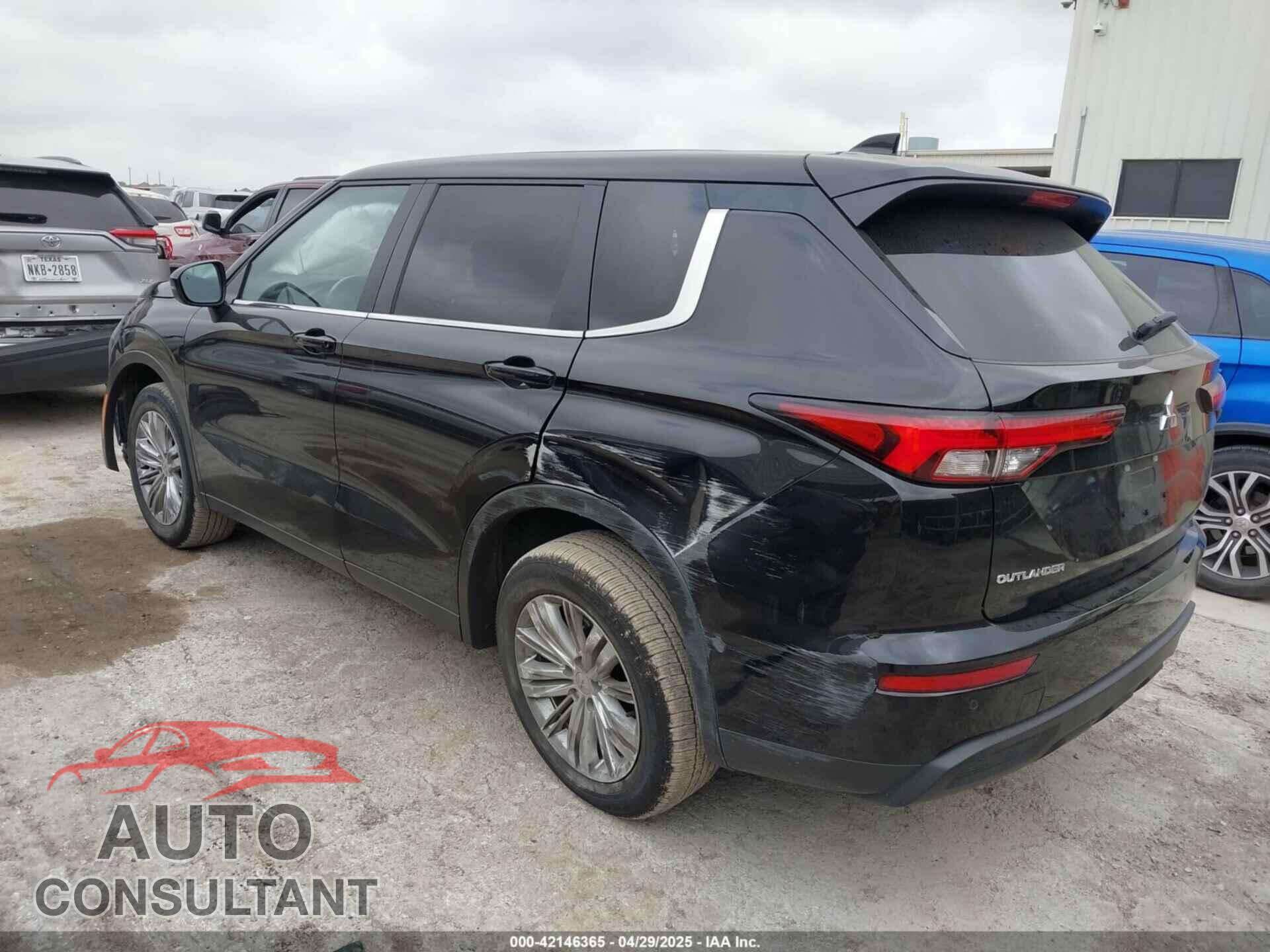 MITSUBISHI OUTLANDER 2024 - JA4J3UA87RZ073473