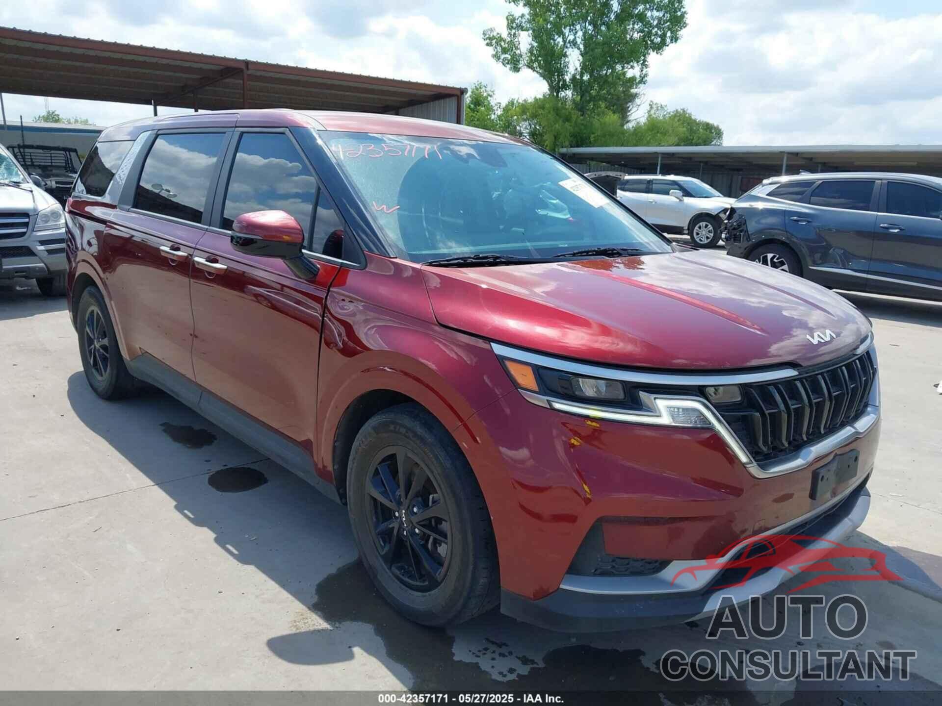 KIA CARNIVAL MPV 2023 - KNDNB4H31P6213780
