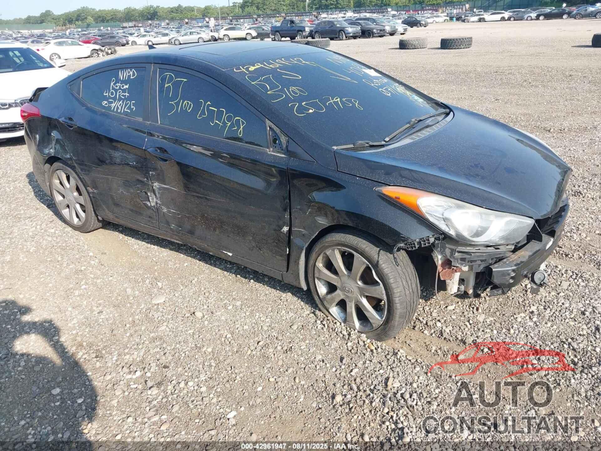 HYUNDAI ELANTRA 2012 - 5NPDH4AE8CH091070