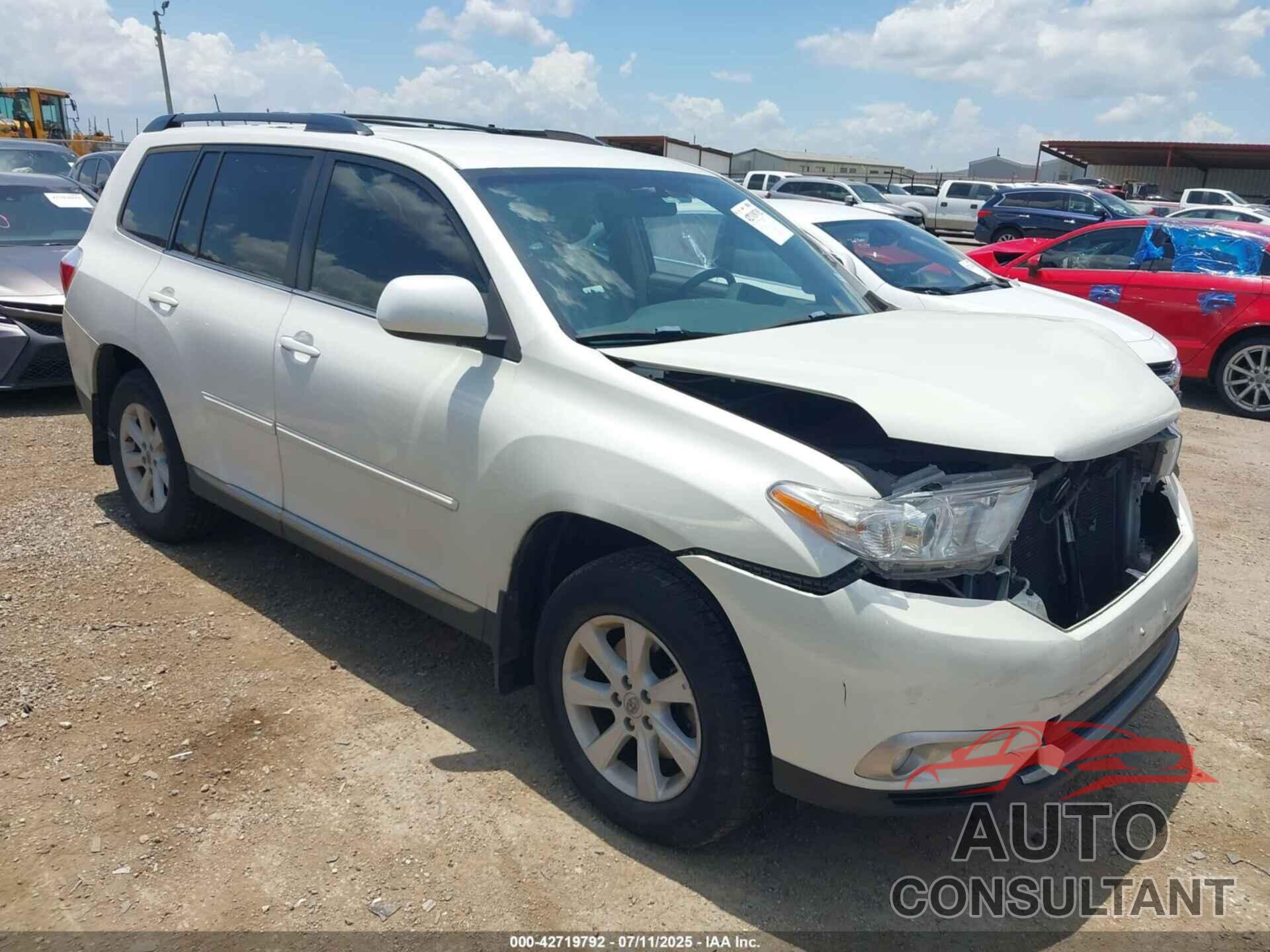 TOYOTA HIGHLANDER 2013 - 5TDZK3EH3DS112098
