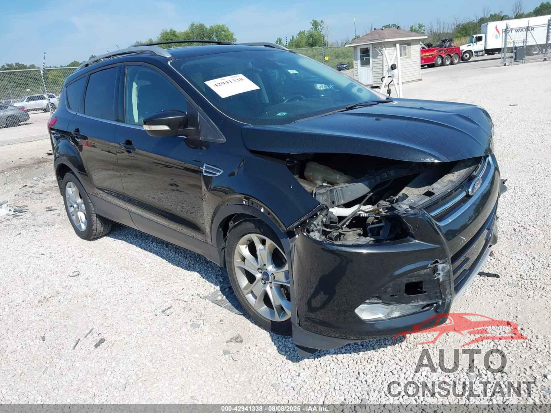 FORD ESCAPE 2015 - 1FMCU9J9XFUB21442