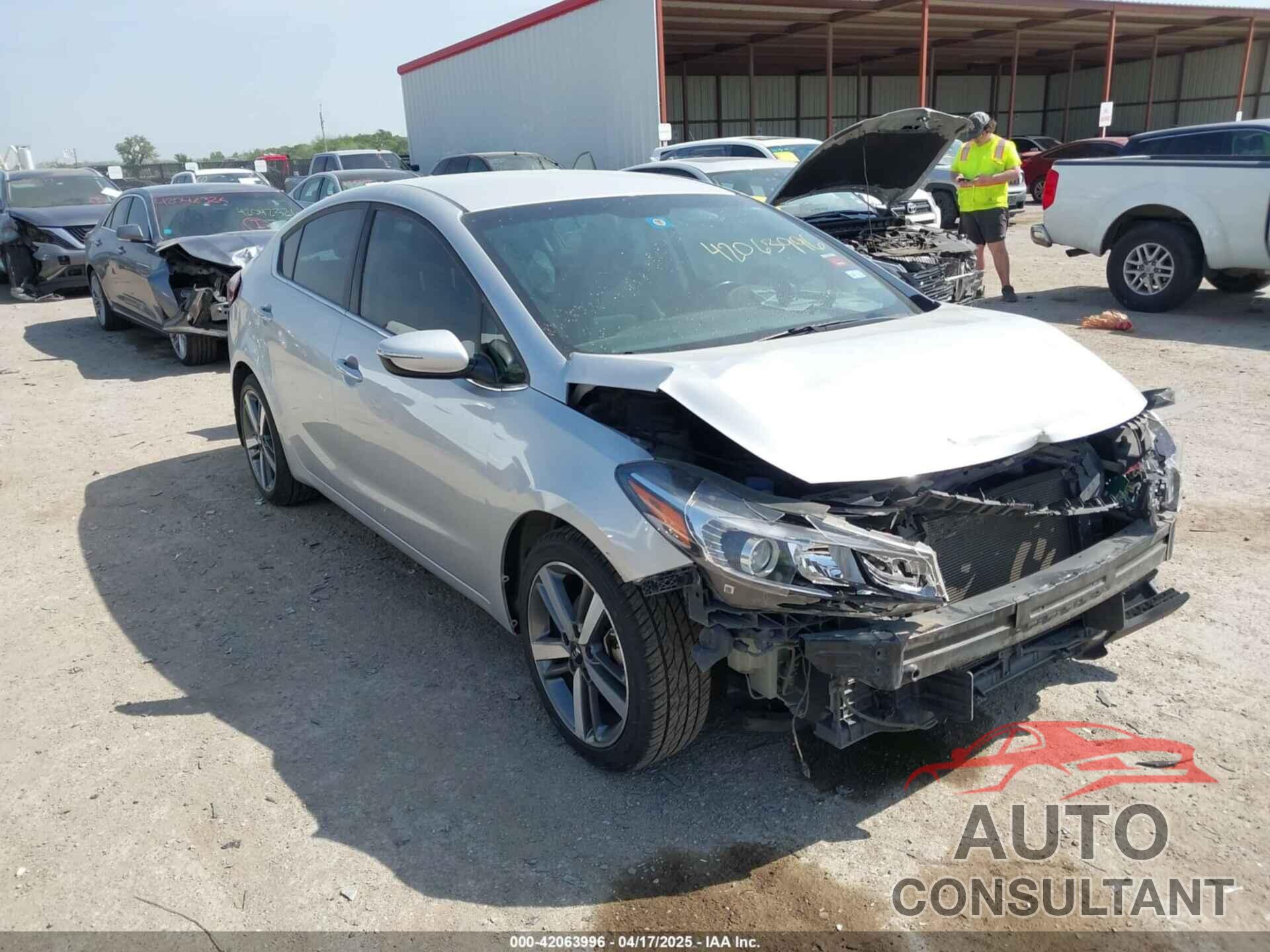 KIA FORTE 2017 - 3KPFL4A80HE005408