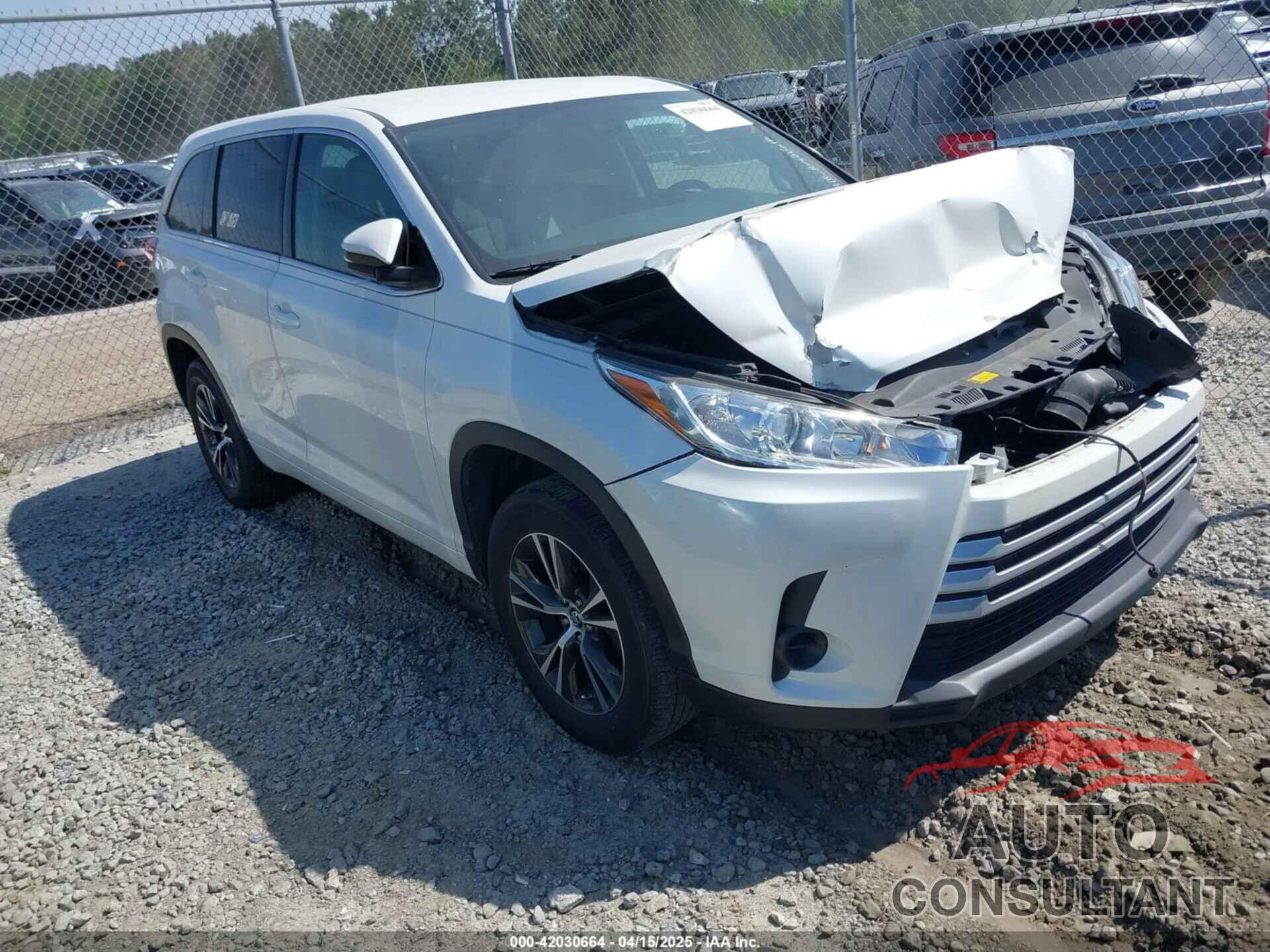 TOYOTA HIGHLANDER 2017 - 5TDZARFH1HS032759