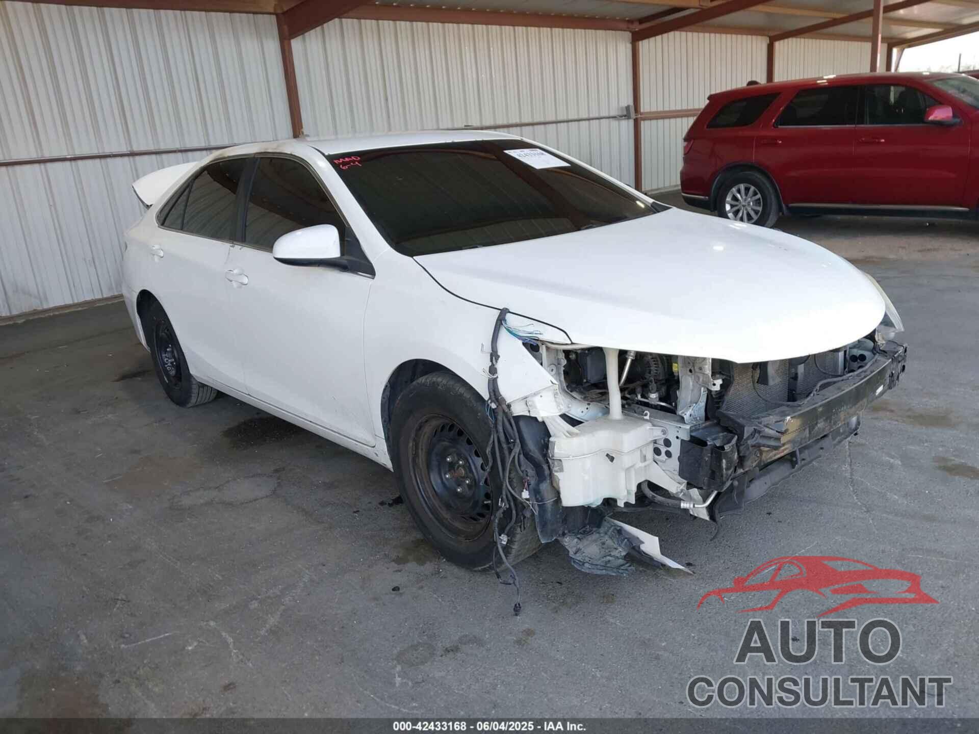 TOYOTA CAMRY 2015 - 4T4BF1FK2FR480034