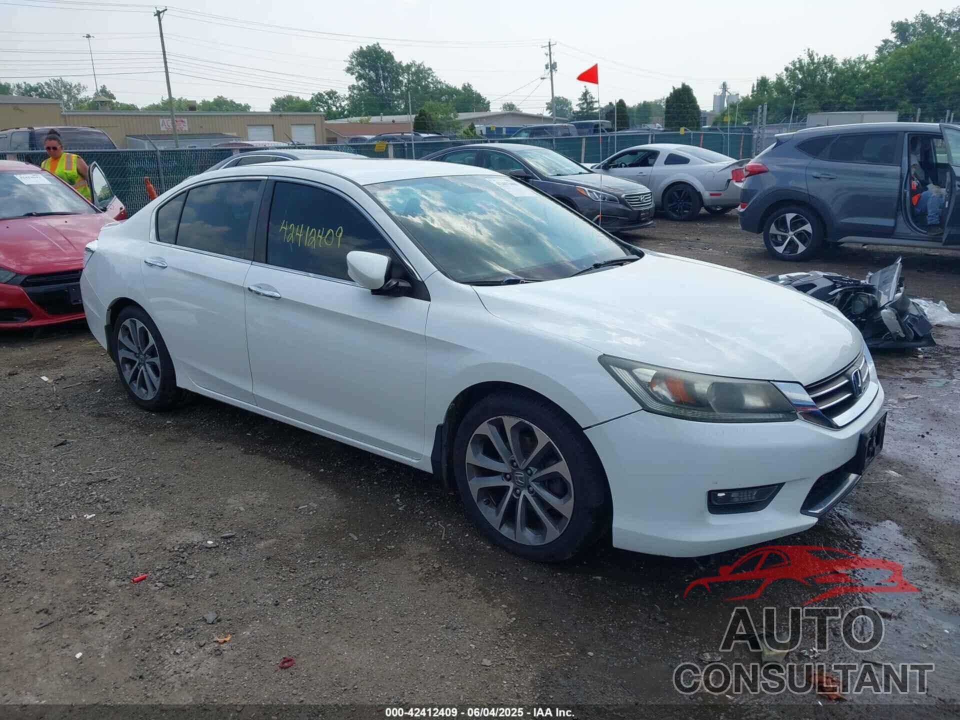 HONDA ACCORD 2015 - 1HGCR2F58FA006523