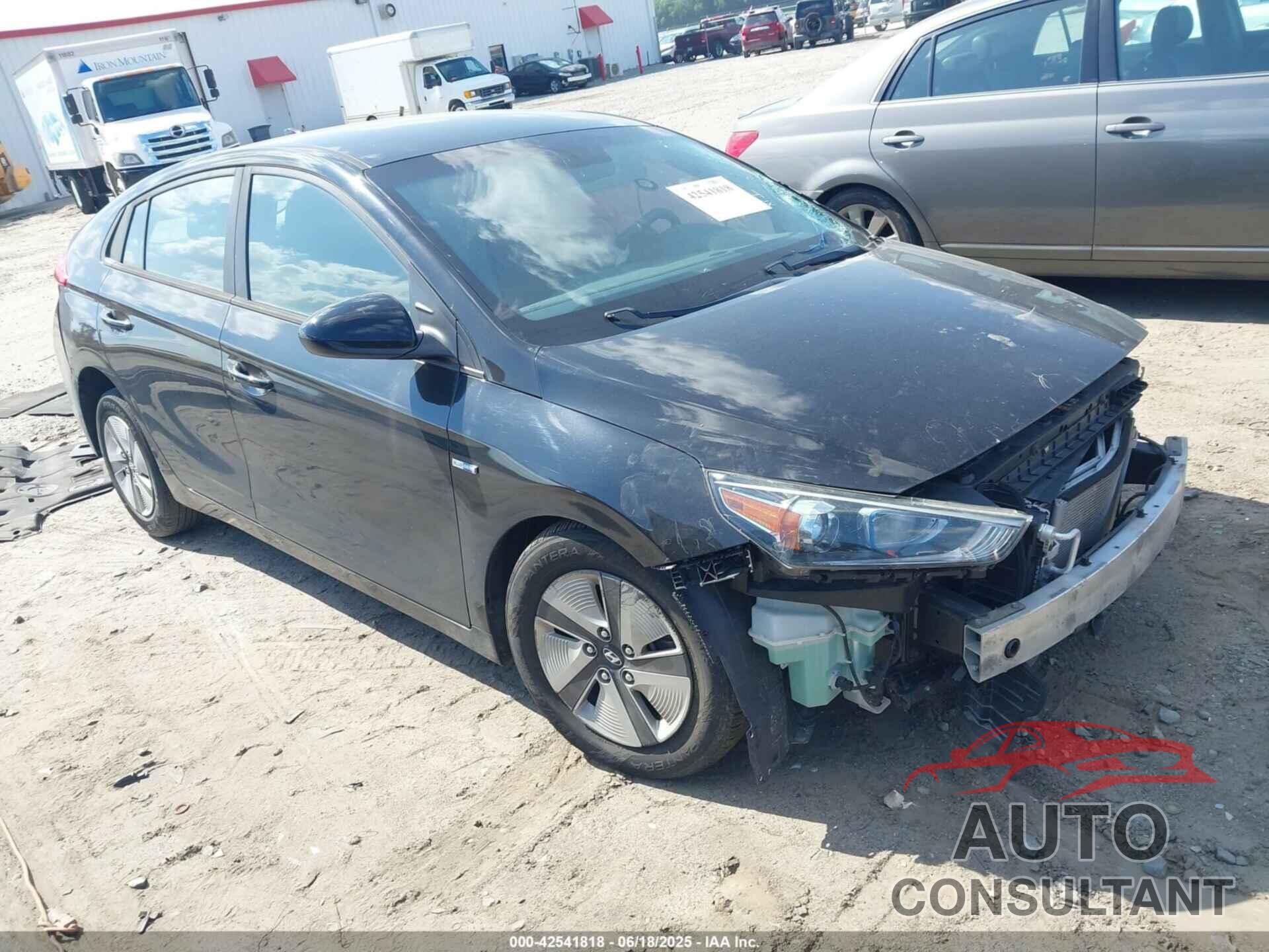 HYUNDAI IONIQ HYBRID 2019 - KMHC65LC6KU166853