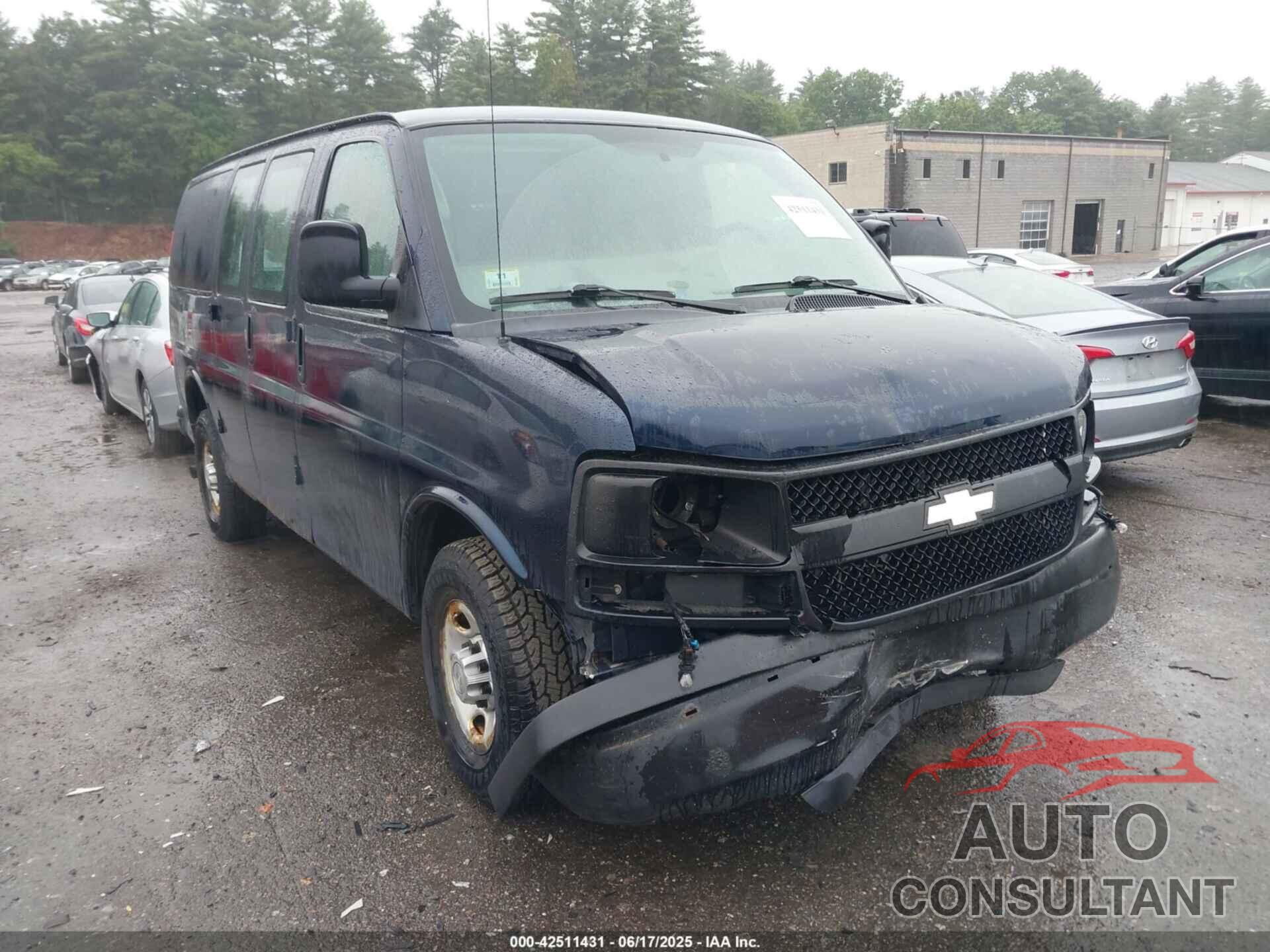 CHEVROLET EXPRESS 2500 2012 - 1GCWGFCA5C1172813