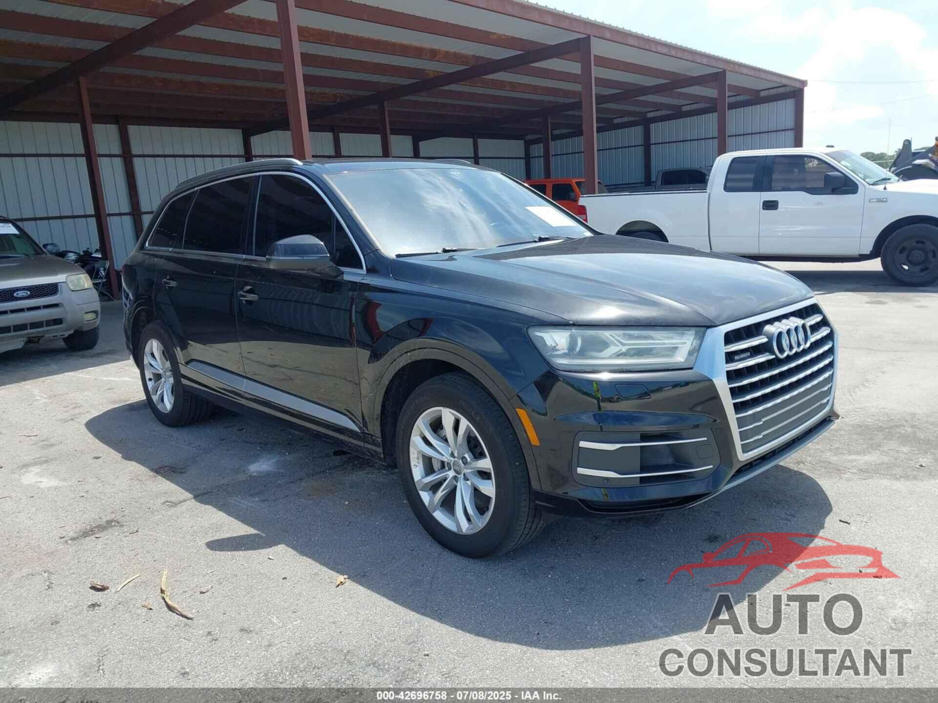 AUDI Q7 2017 - WA1LAAF75HD012700