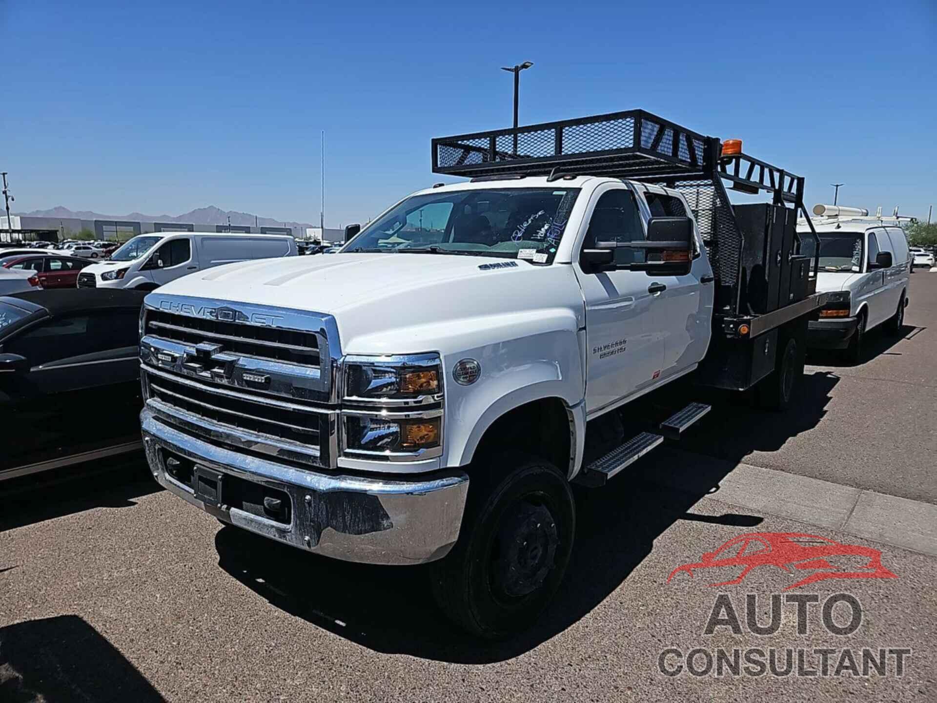 CHEVROLET SILVERADO MD 2023 - 1HTKJPVK4PH292713