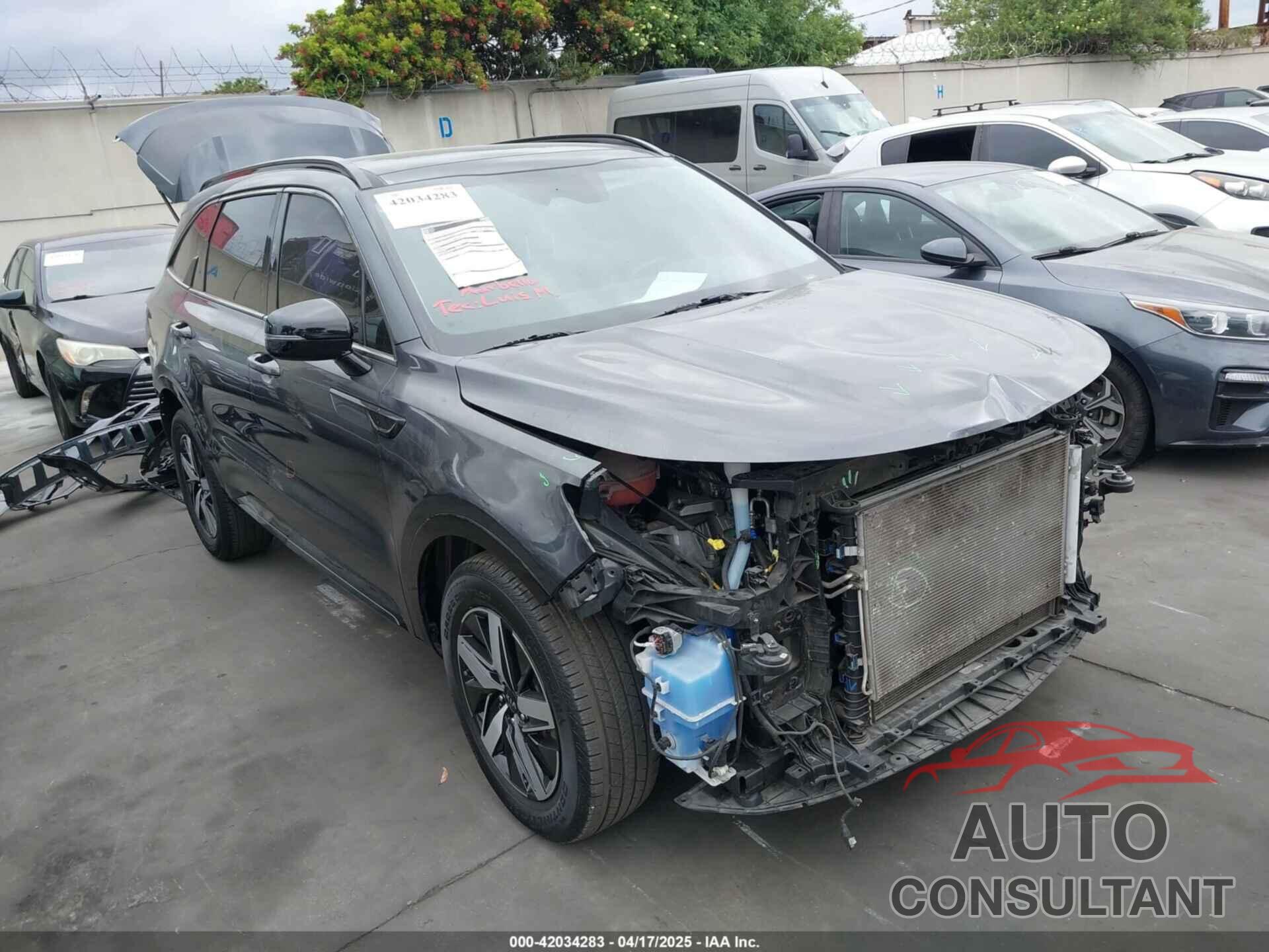 KIA SORENTO 2021 - 5XYRL4LC4MG049052