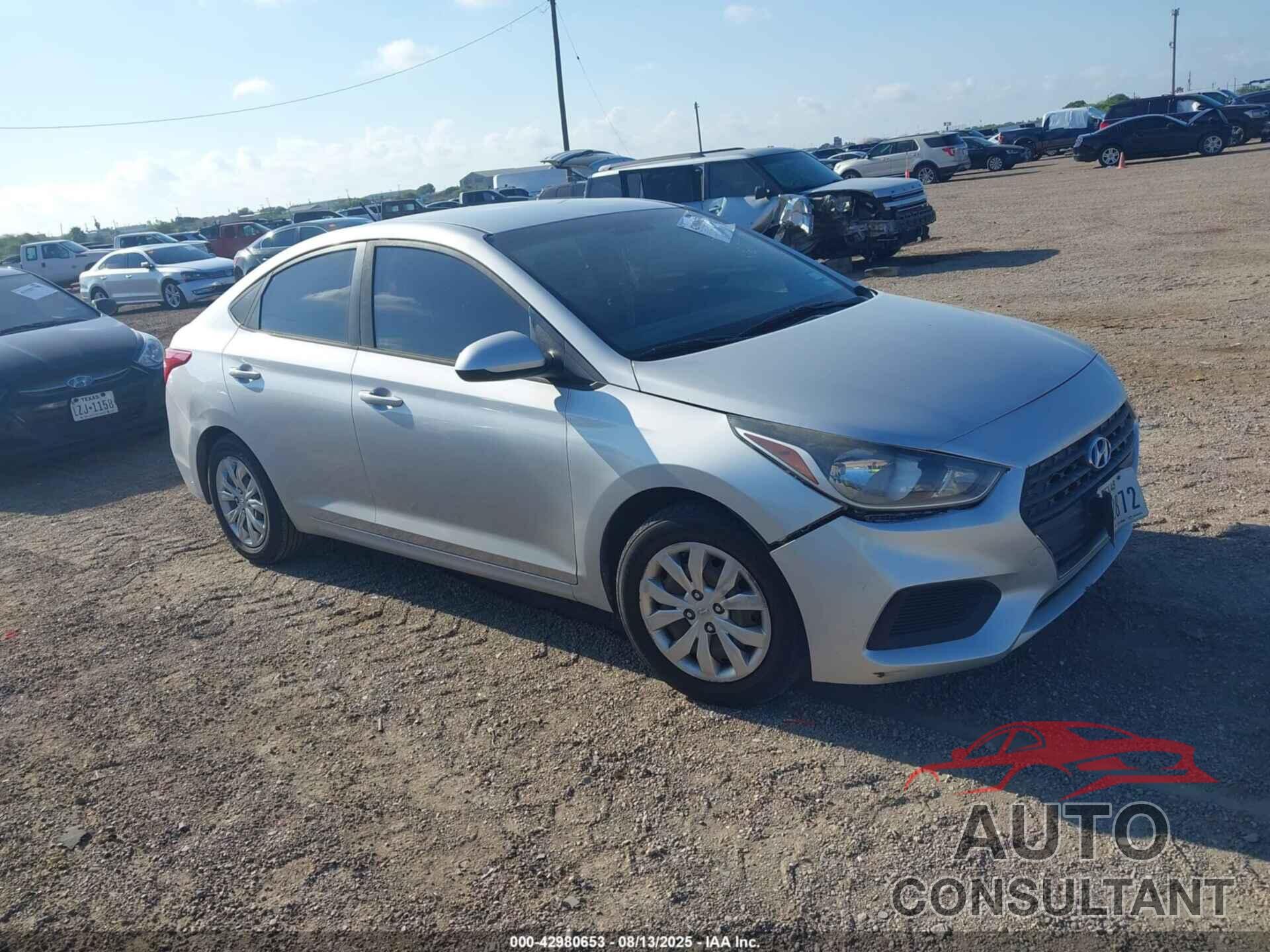 HYUNDAI ACCENT 2018 - 3KPC24A30JE022032