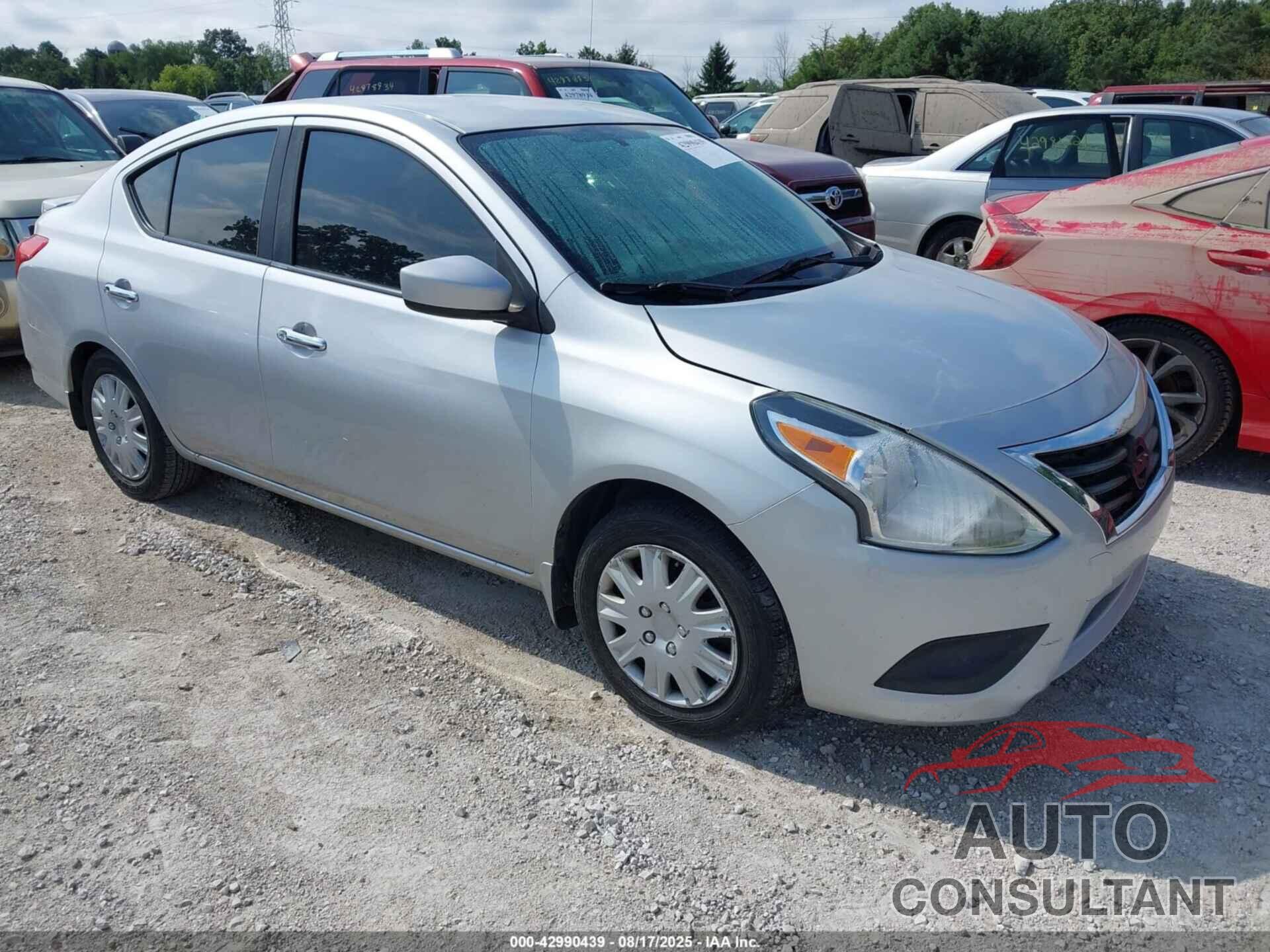 NISSAN VERSA 2015 - 3N1CN7AP9FL811197