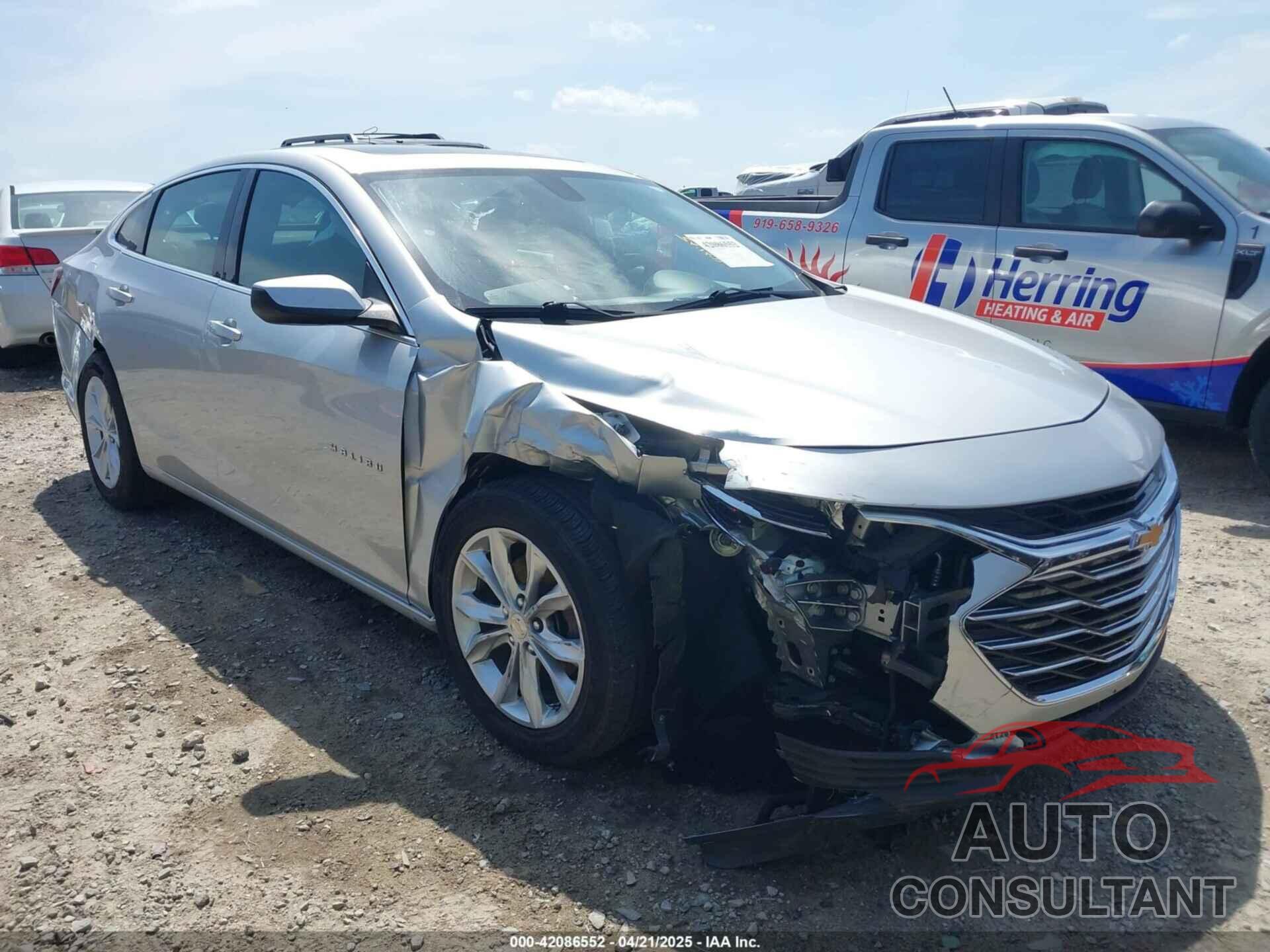 CHEVROLET MALIBU 2022 - 1G1ZD5ST4NF117027