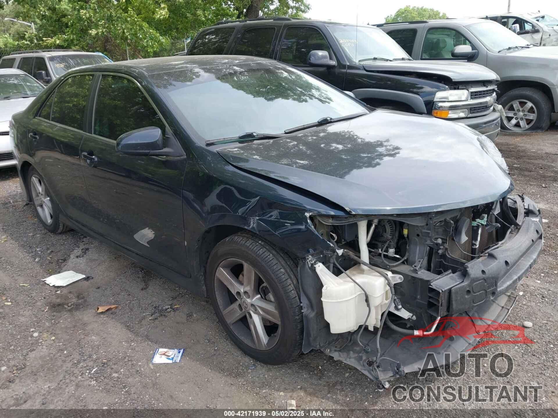 TOYOTA CAMRY 2014 - 4T1BF1FK5EU433220