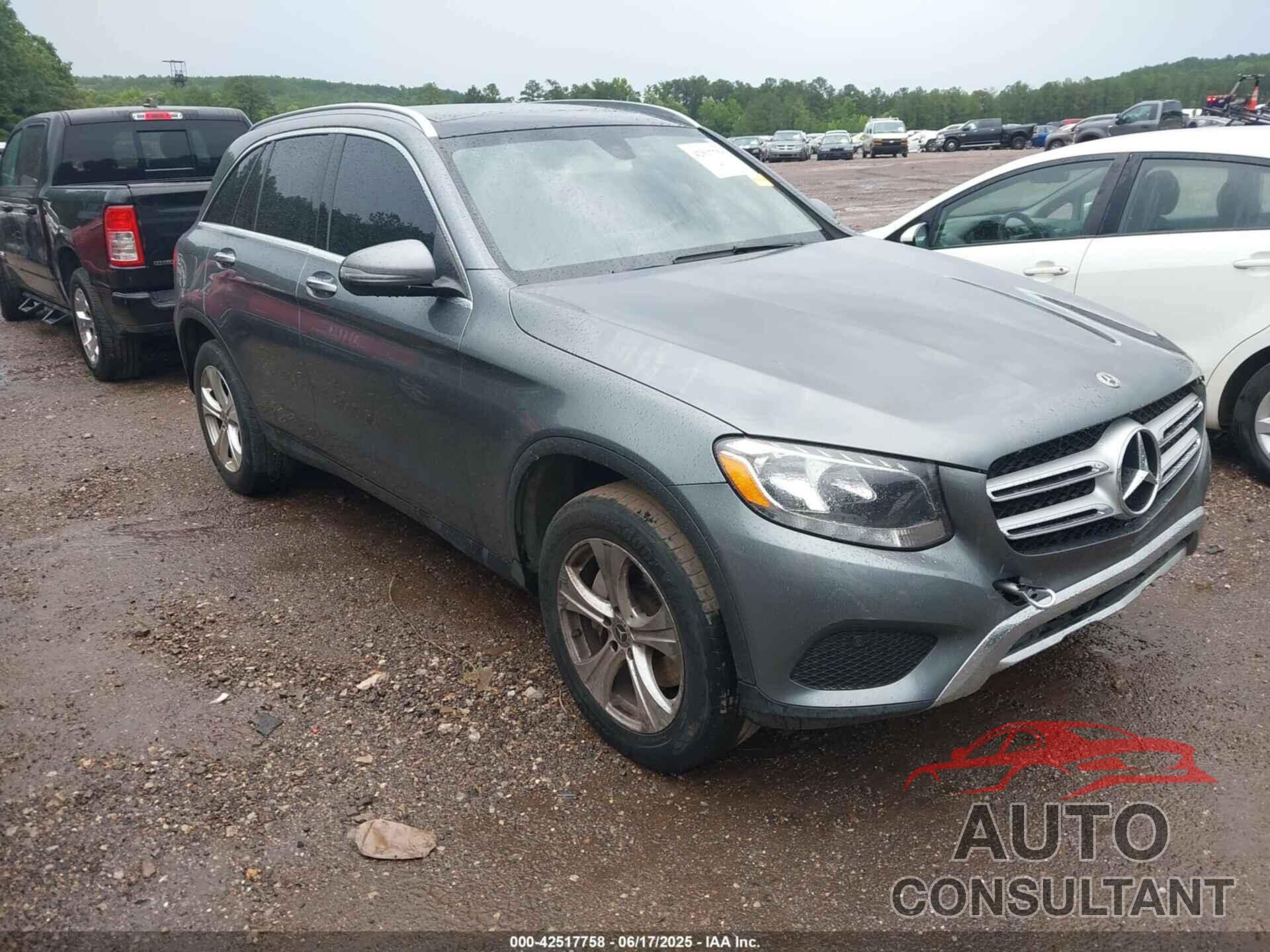 MERCEDES-BENZ GLC 300 2018 - WDC0G4JB8JV028713