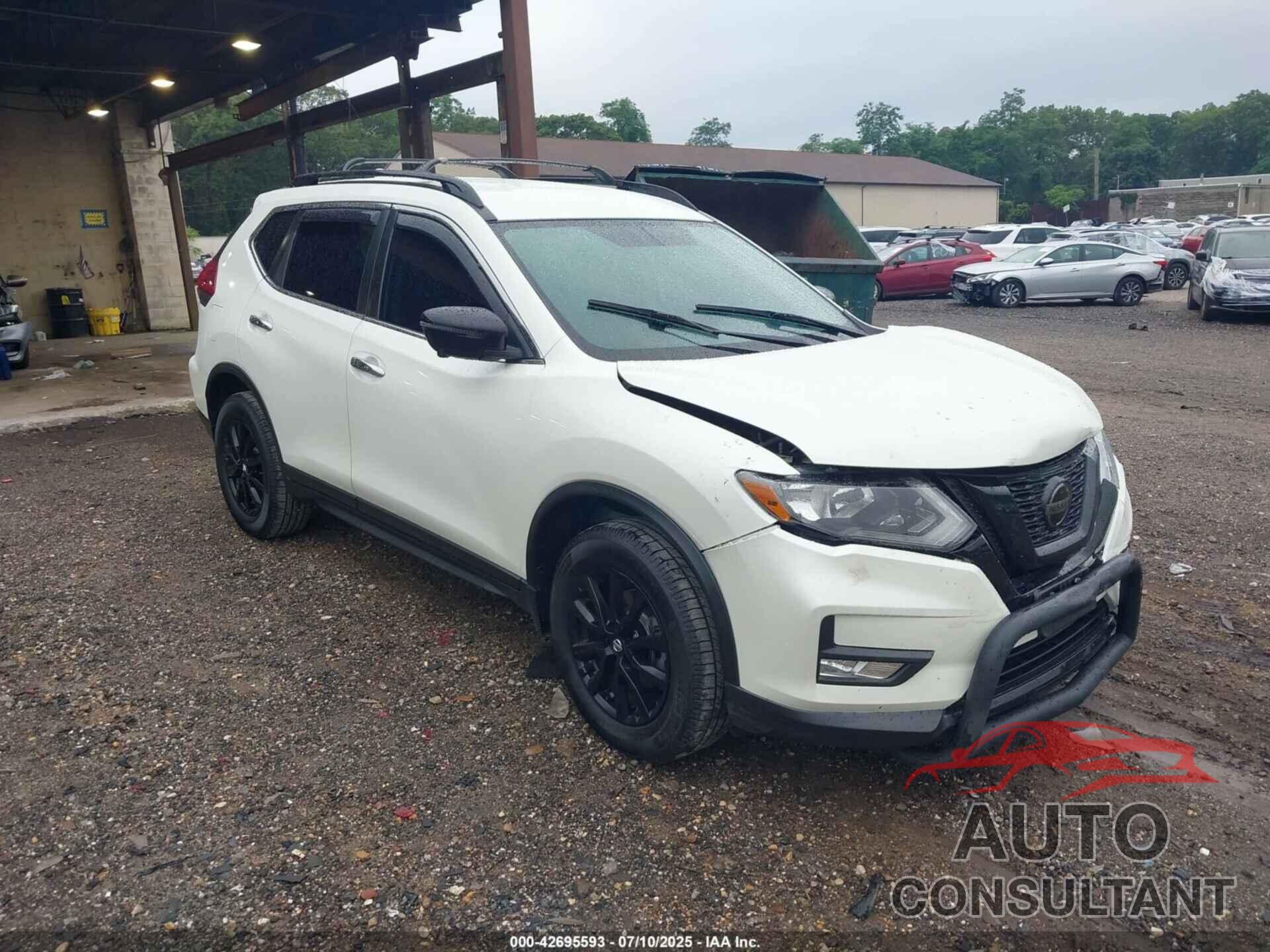 NISSAN ROGUE 2018 - 5N1AT2MV8JC816169