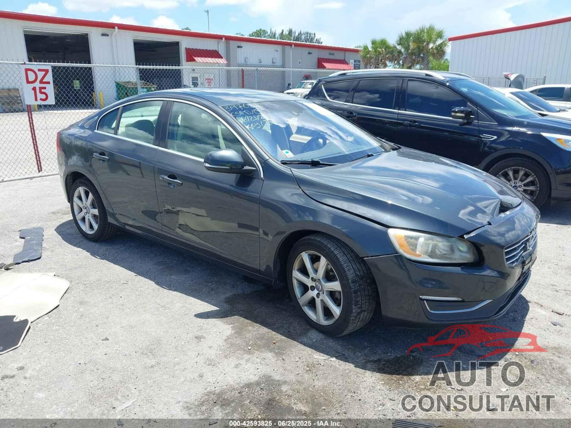 VOLVO S60 2016 - YV126MFK9G2397028