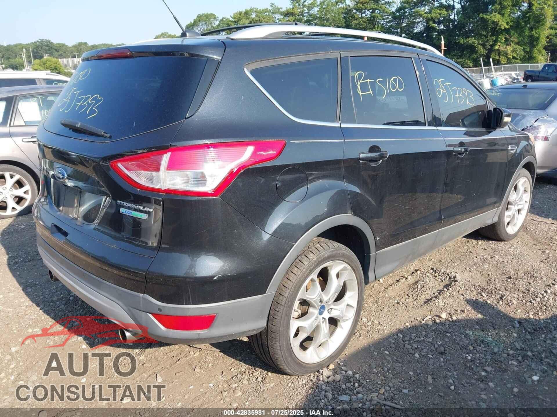 FORD ESCAPE 2013 - 1FMCU0J99DUC20343