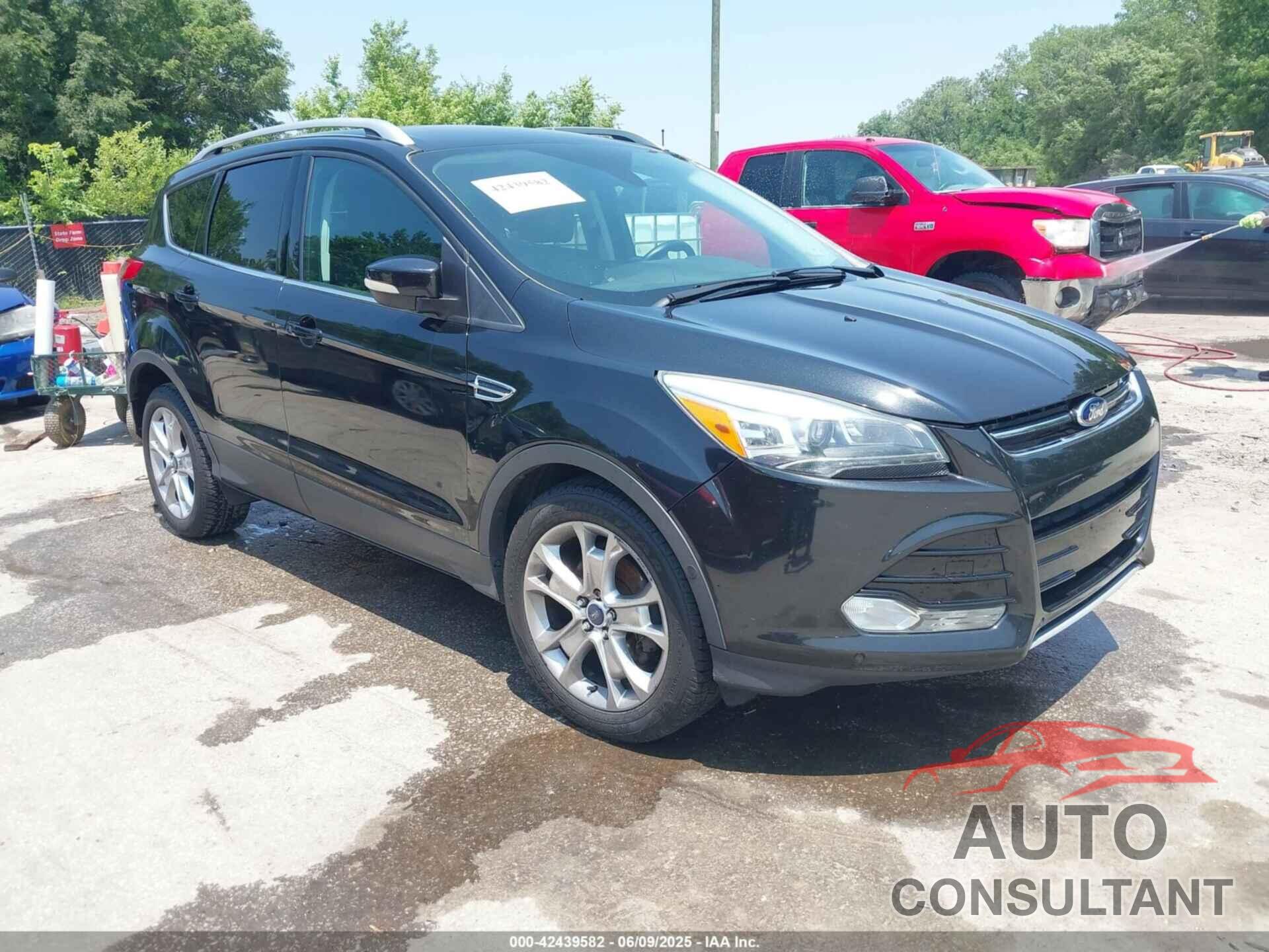 FORD ESCAPE 2014 - 1FMCU0JX1EUC83825
