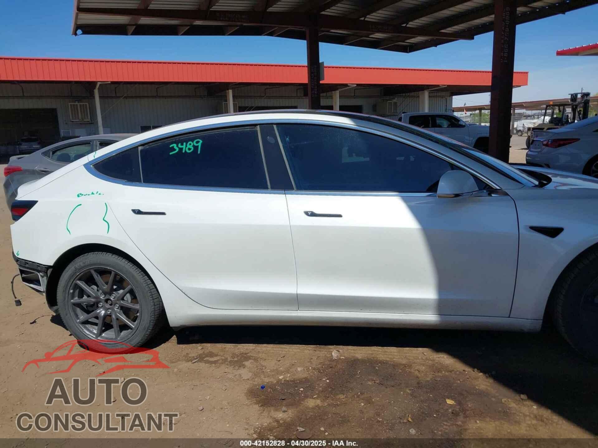 TESLA MODEL 3 2020 - 5YJ3E1EAXLF598061