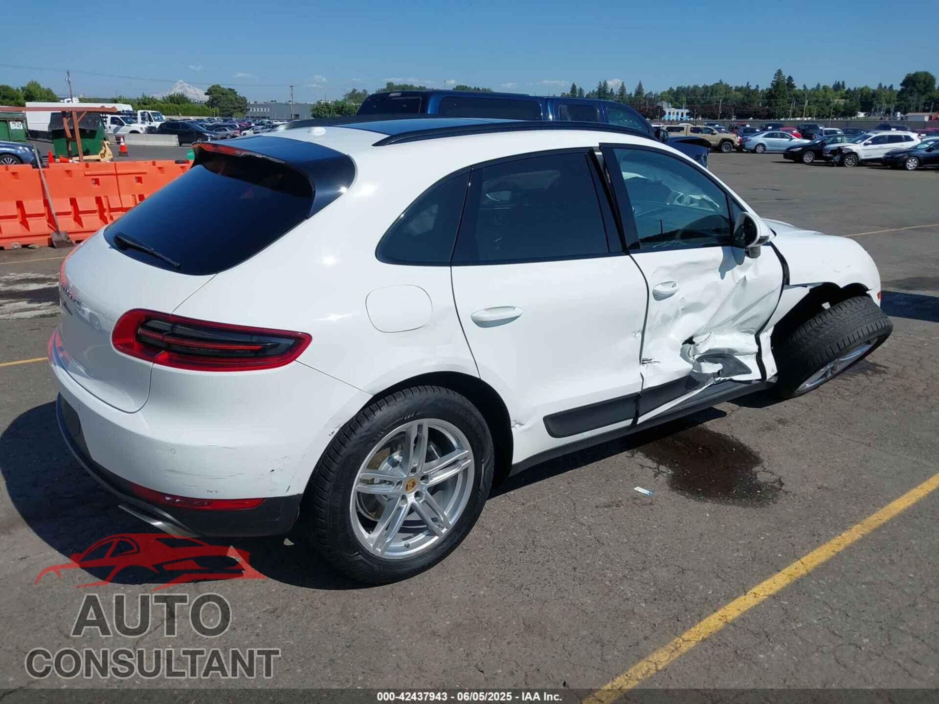 PORSCHE MACAN 2017 - WP1AA2A57HLB04985