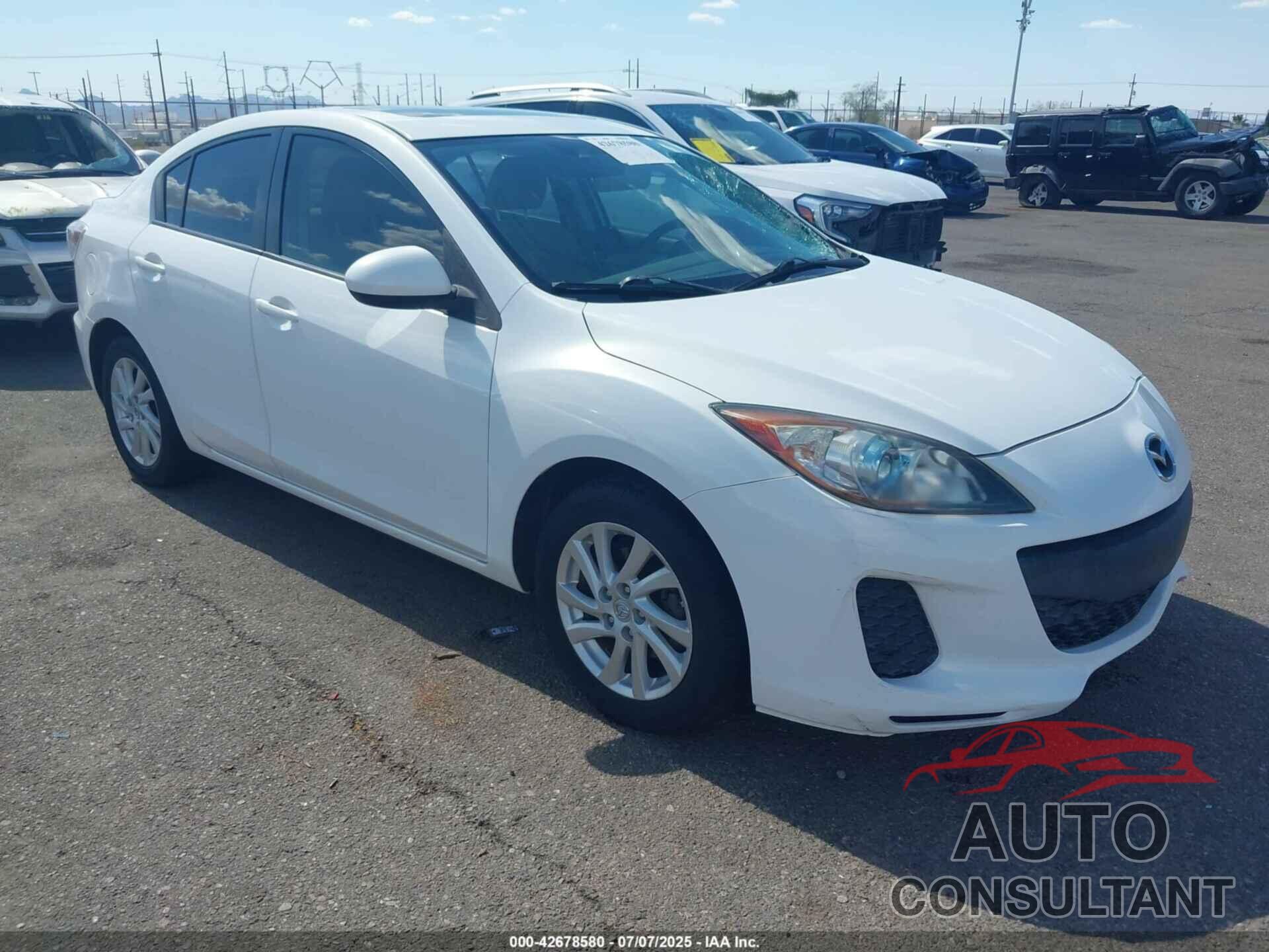 MAZDA MAZDA3 2012 - JM1BL1V89C1656832