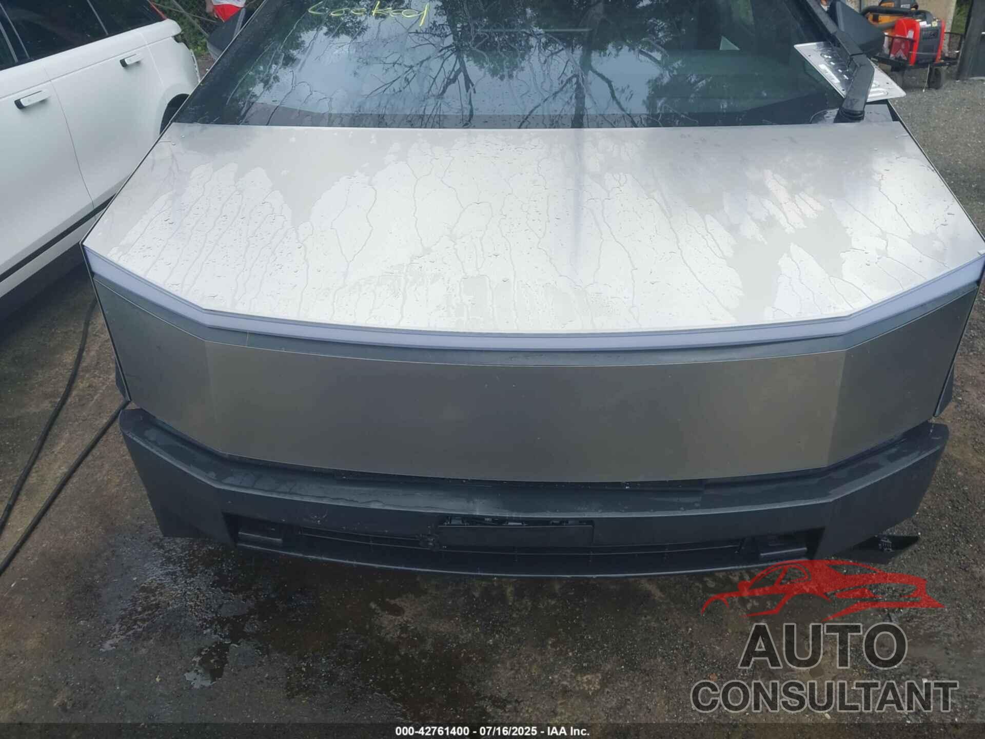 TESLA CYBERTRUCK 2024 - 7G2CEHED5RA007852