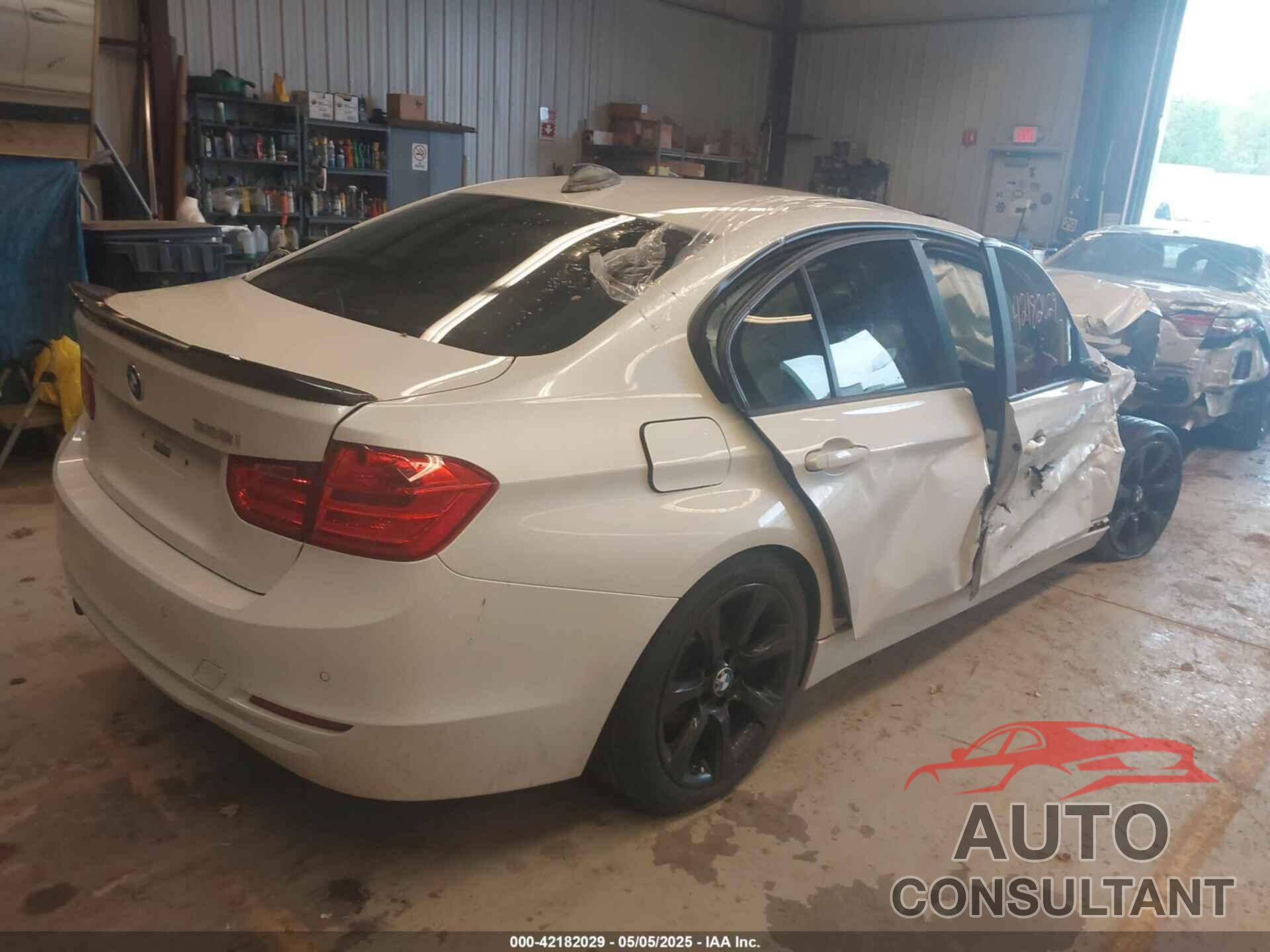 BMW 328I 2015 - WBA3B3G5XFNR87824