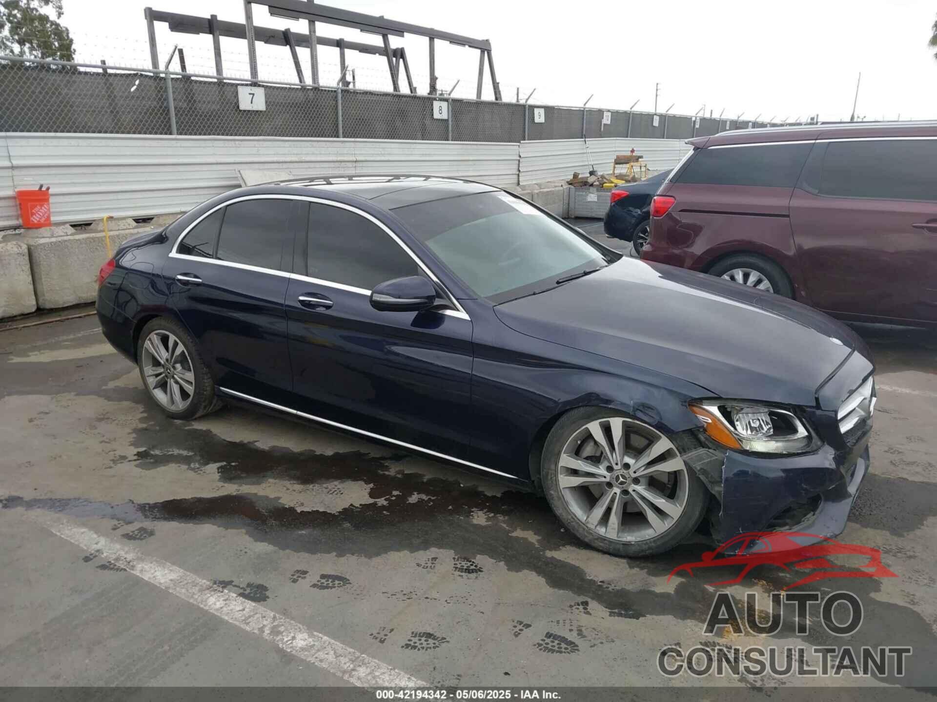 MERCEDES-BENZ C 300 2017 - 55SWF4JB1HU217102