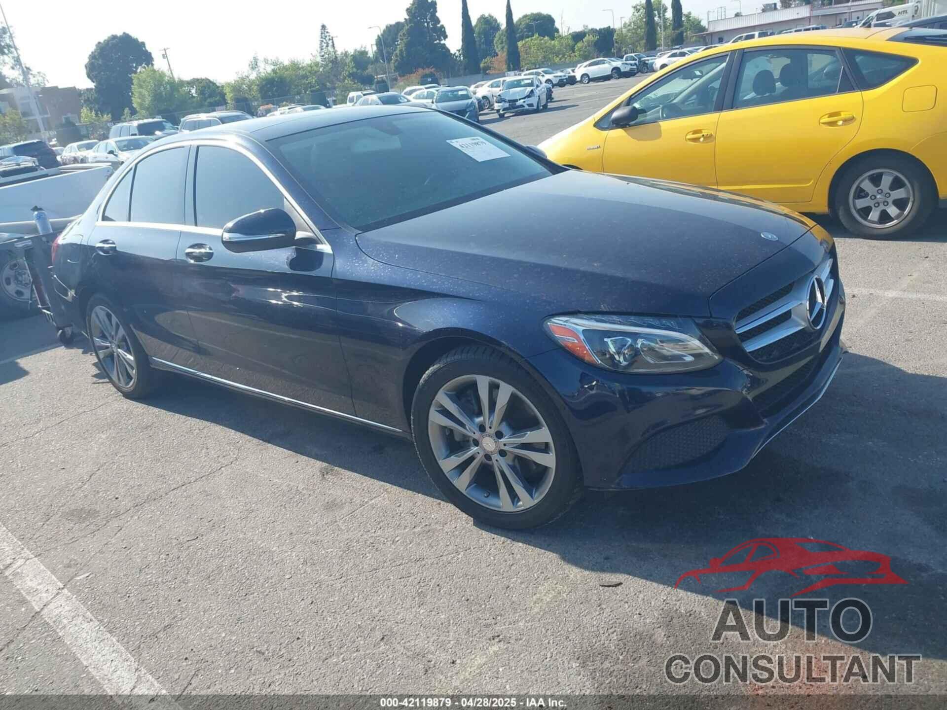 MERCEDES-BENZ C 300 2015 - 55SWF4KB4FU041674