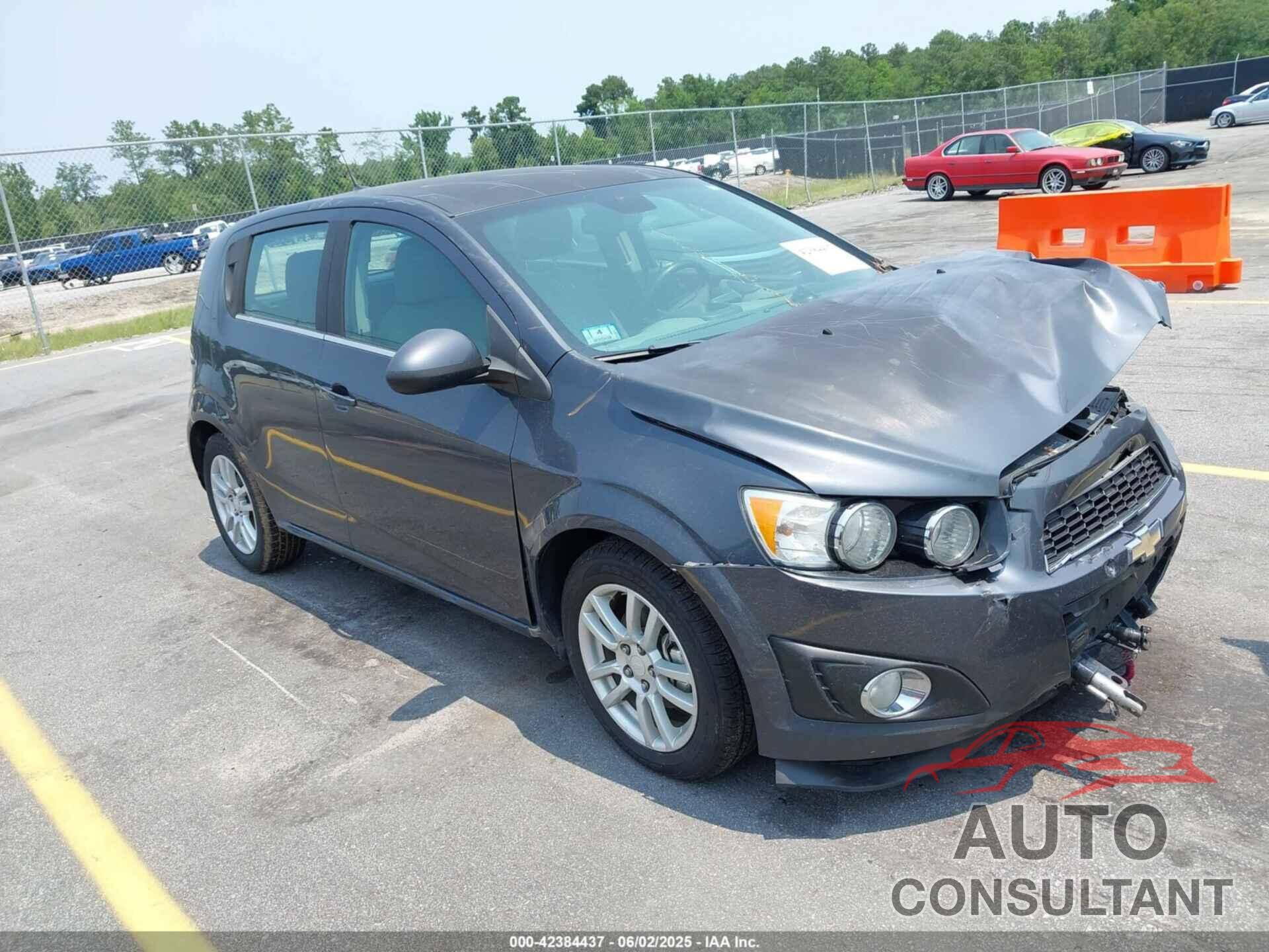 CHEVROLET SONIC 2013 - 1G1JC6SH5D4213115