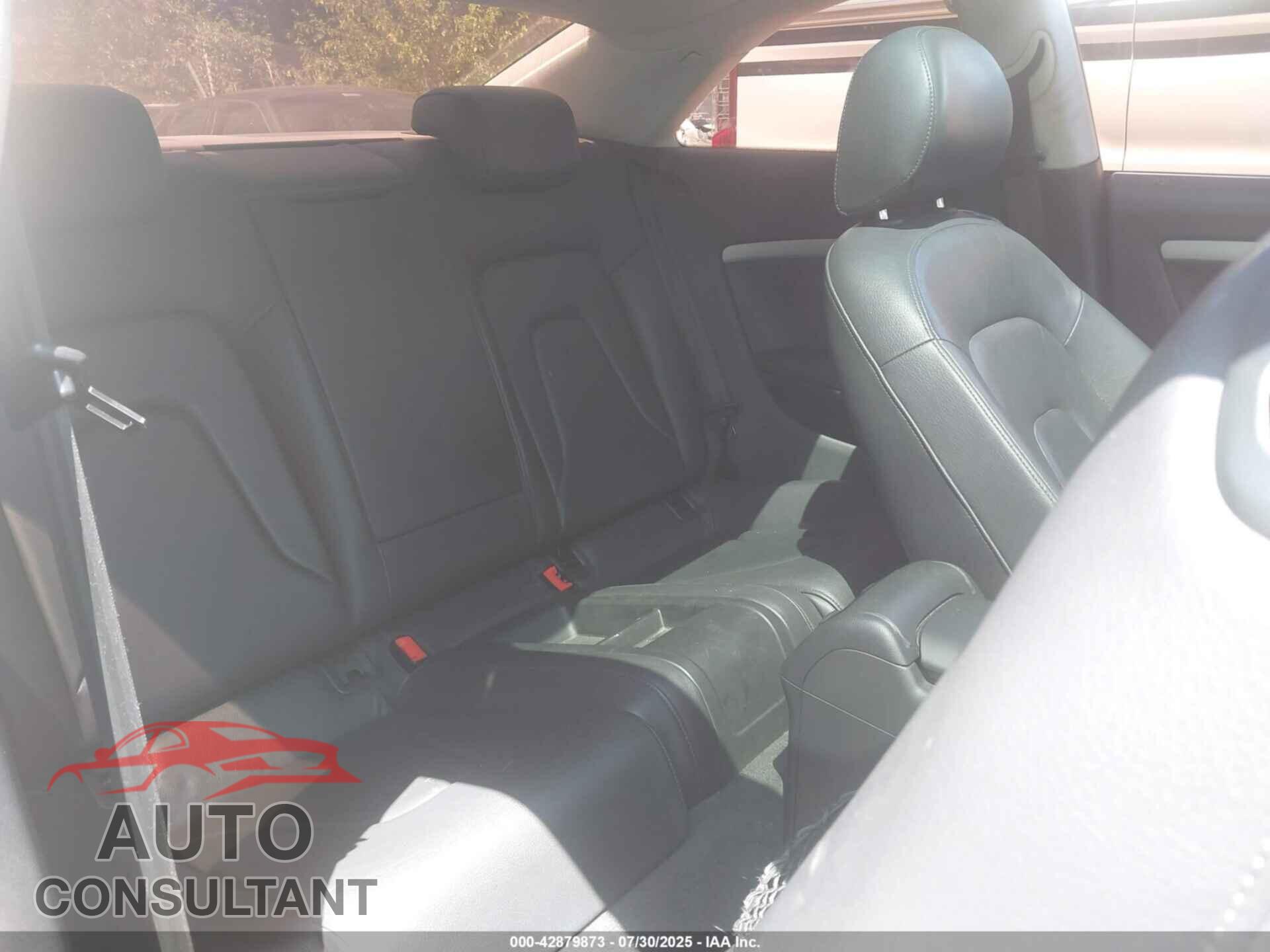 AUDI A5 2011 - WAULFAFR4BA048652