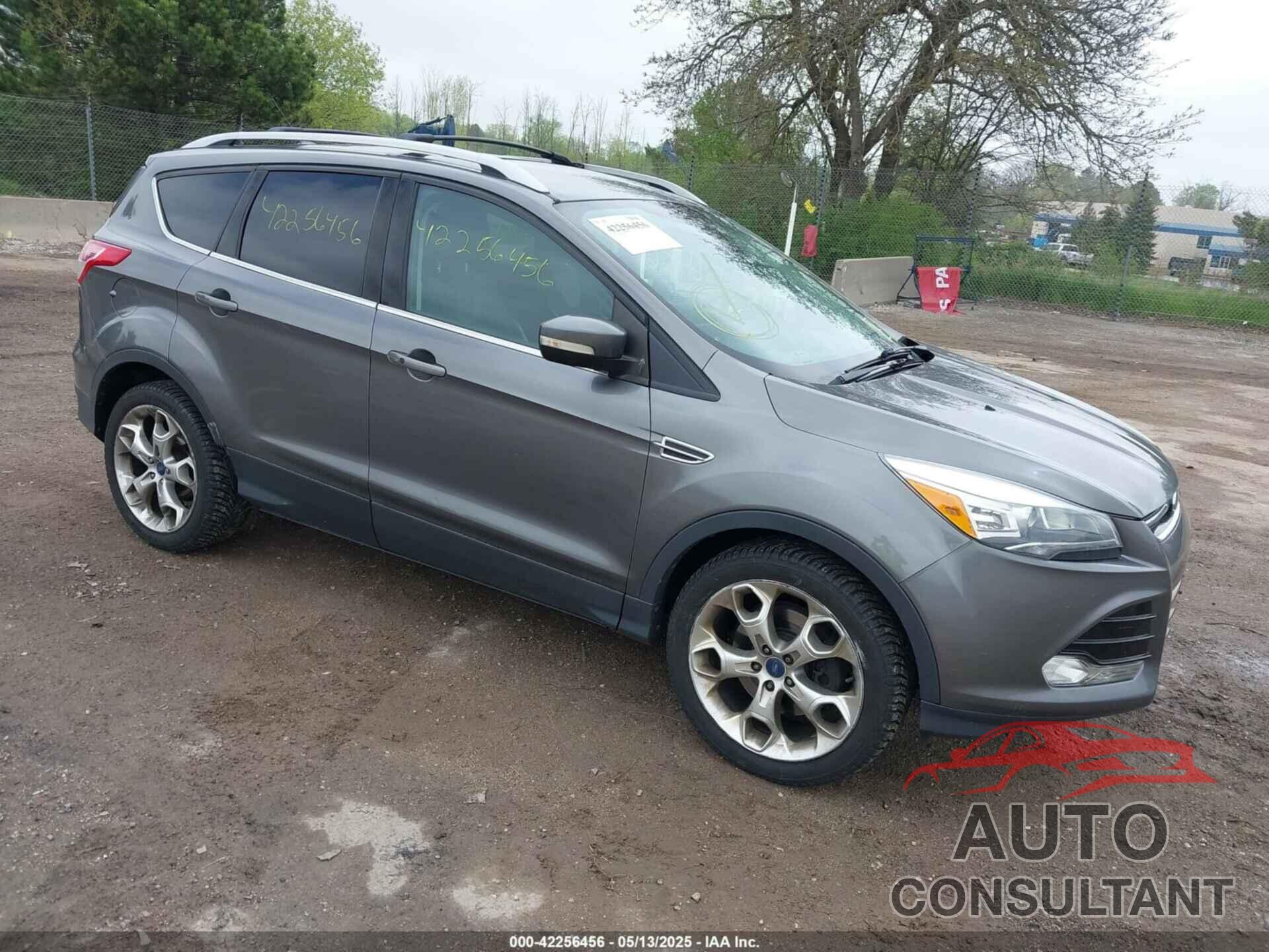 FORD ESCAPE 2013 - 1FMCU9J99DUC09931