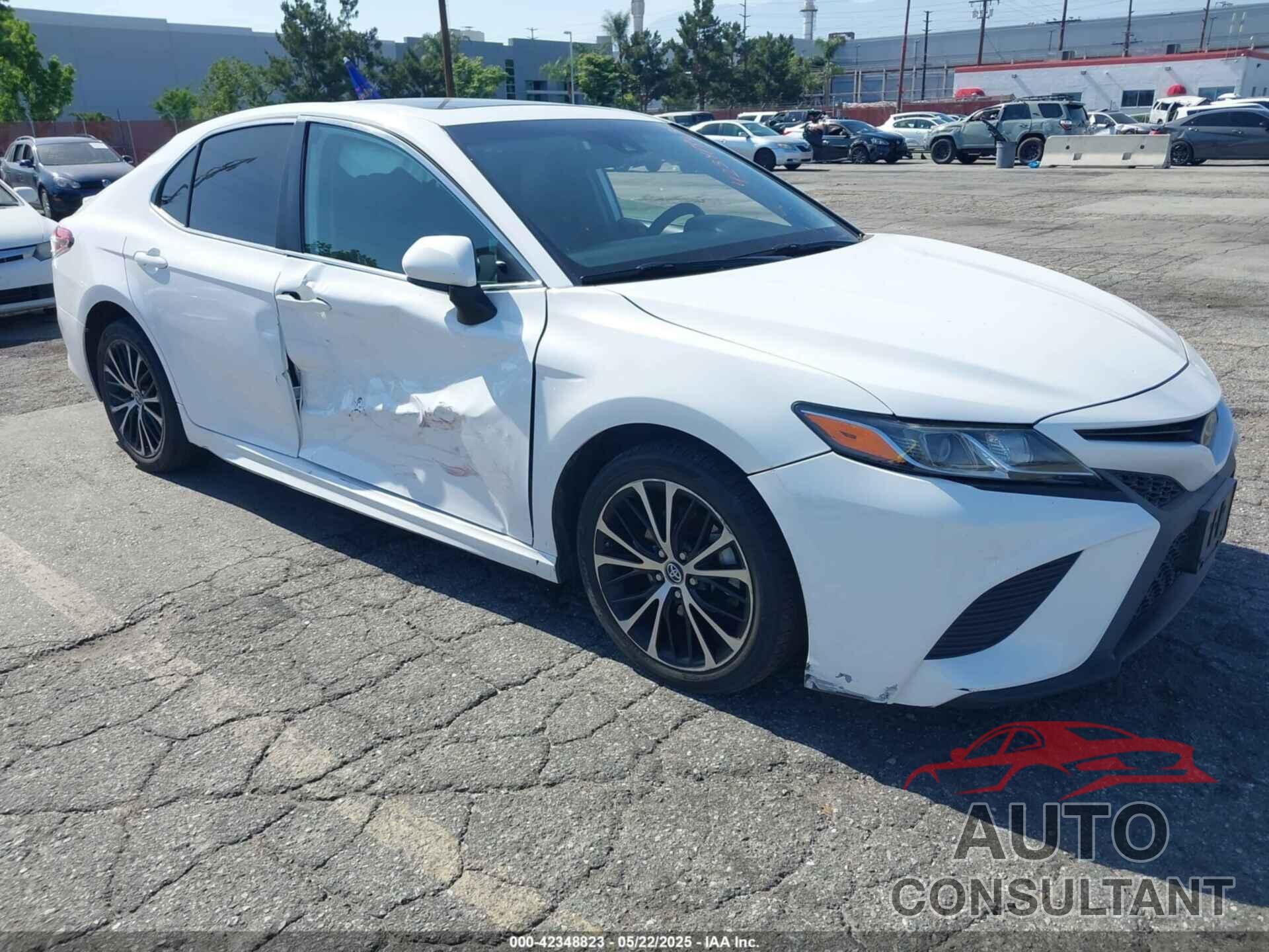 TOYOTA CAMRY 2019 - 4T1B11HK8KU741053