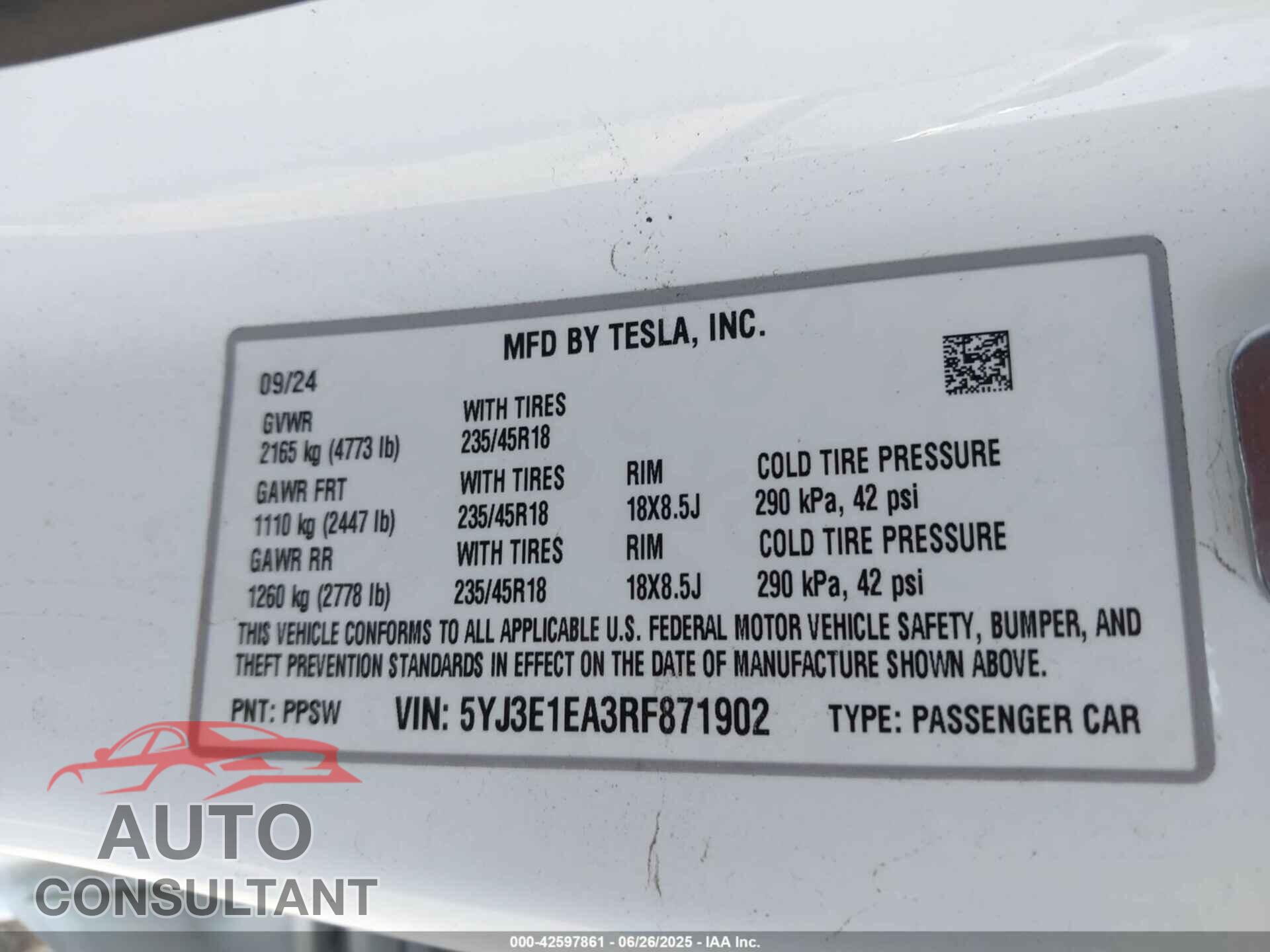 TESLA MODEL 3 2024 - 5YJ3E1EA3RF871902