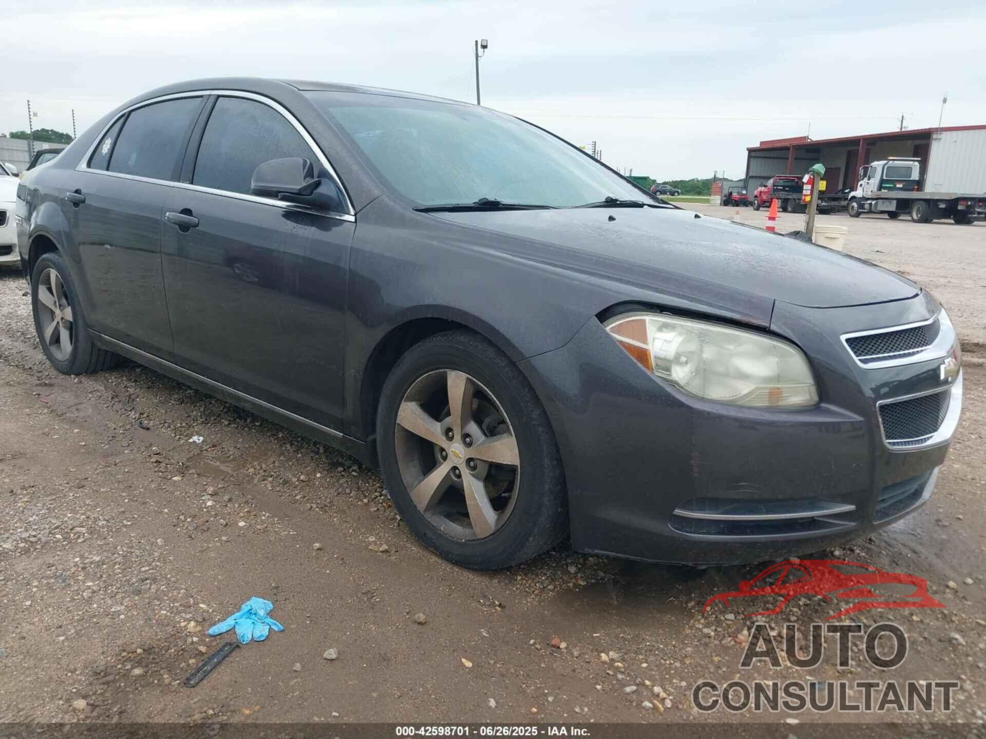 CHEVROLET MALIBU 2011 - 1G1ZC5E11BF265595