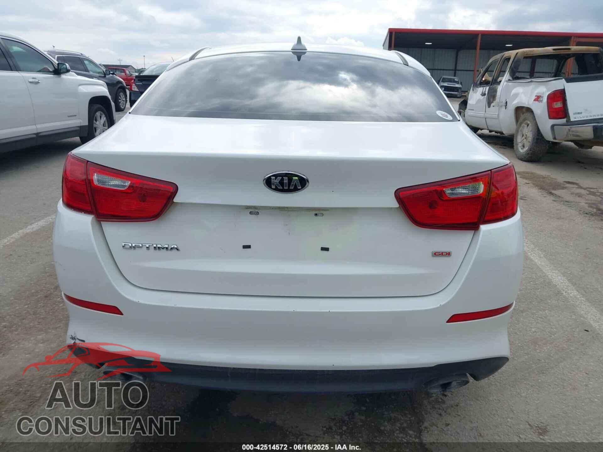KIA OPTIMA 2015 - KNAGM4A79F5643817
