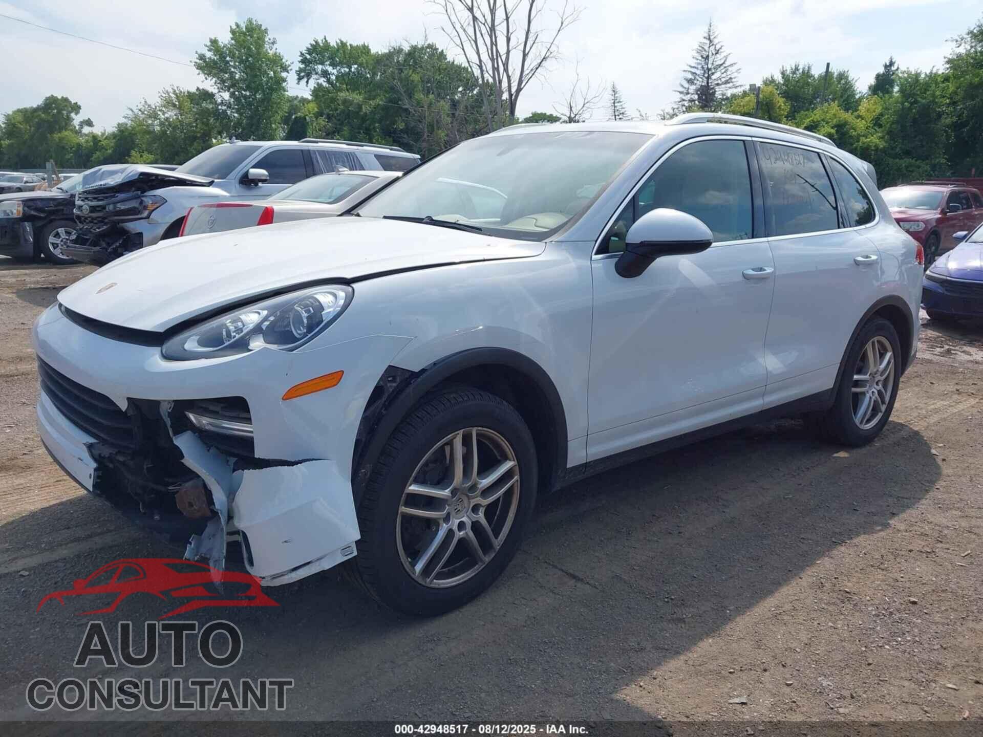 PORSCHE CAYENNE 2016 - WP1AA2A22GKA14976
