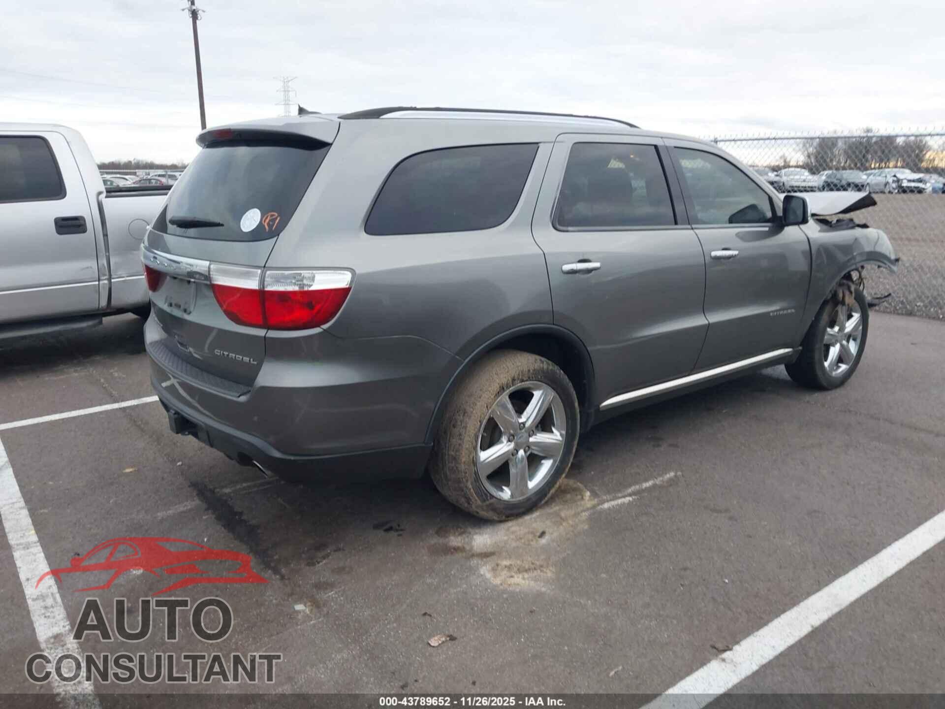 DODGE DURANGO 2013 - 1C4SDHET6DC556851