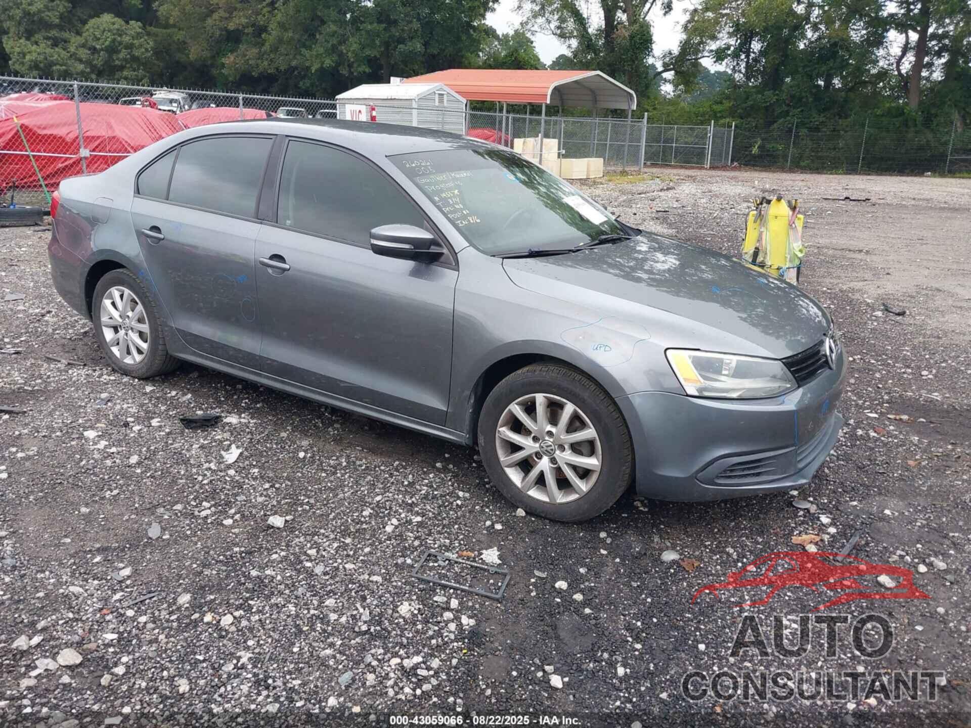VOLKSWAGEN JETTA 2011 - 3VWDZ7AJ1BM011593